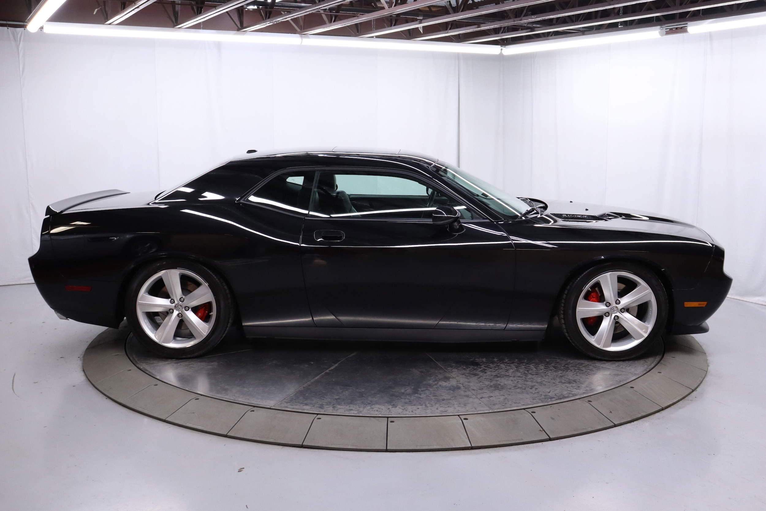 2010 Dodge Challenger 10
