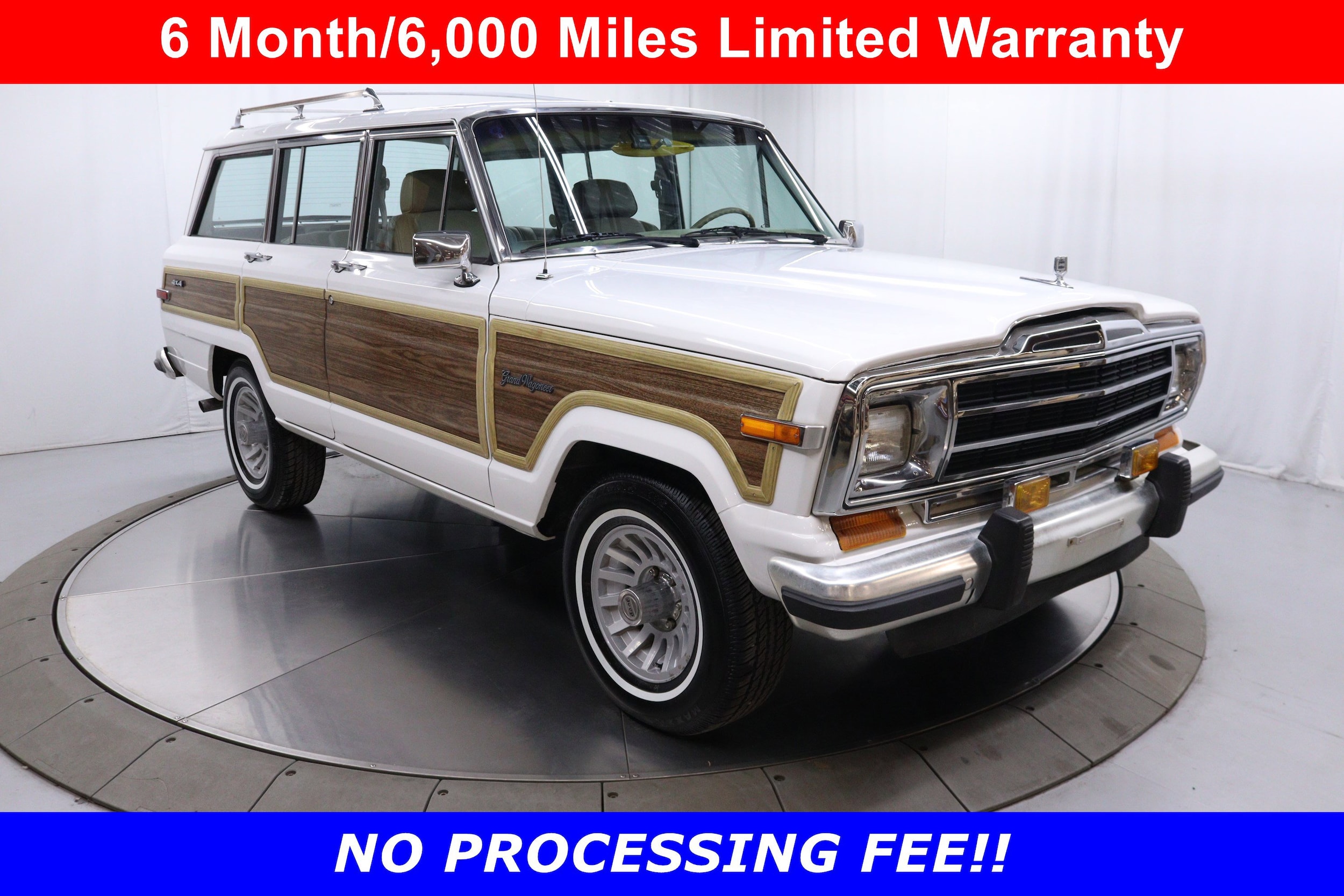 1997 Jeep Grand Wagoneer 1