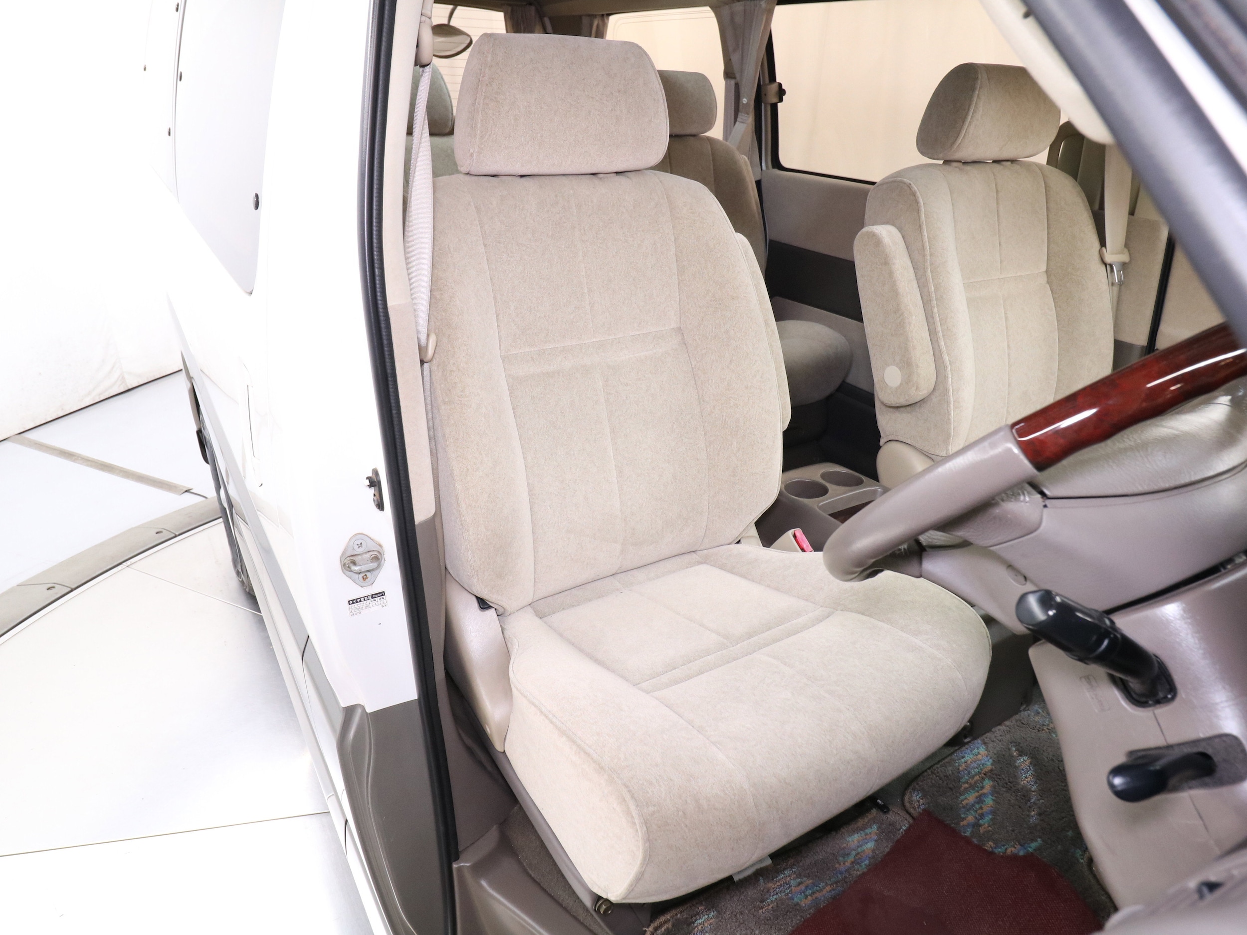 1999 Toyota Grand HiAce 17