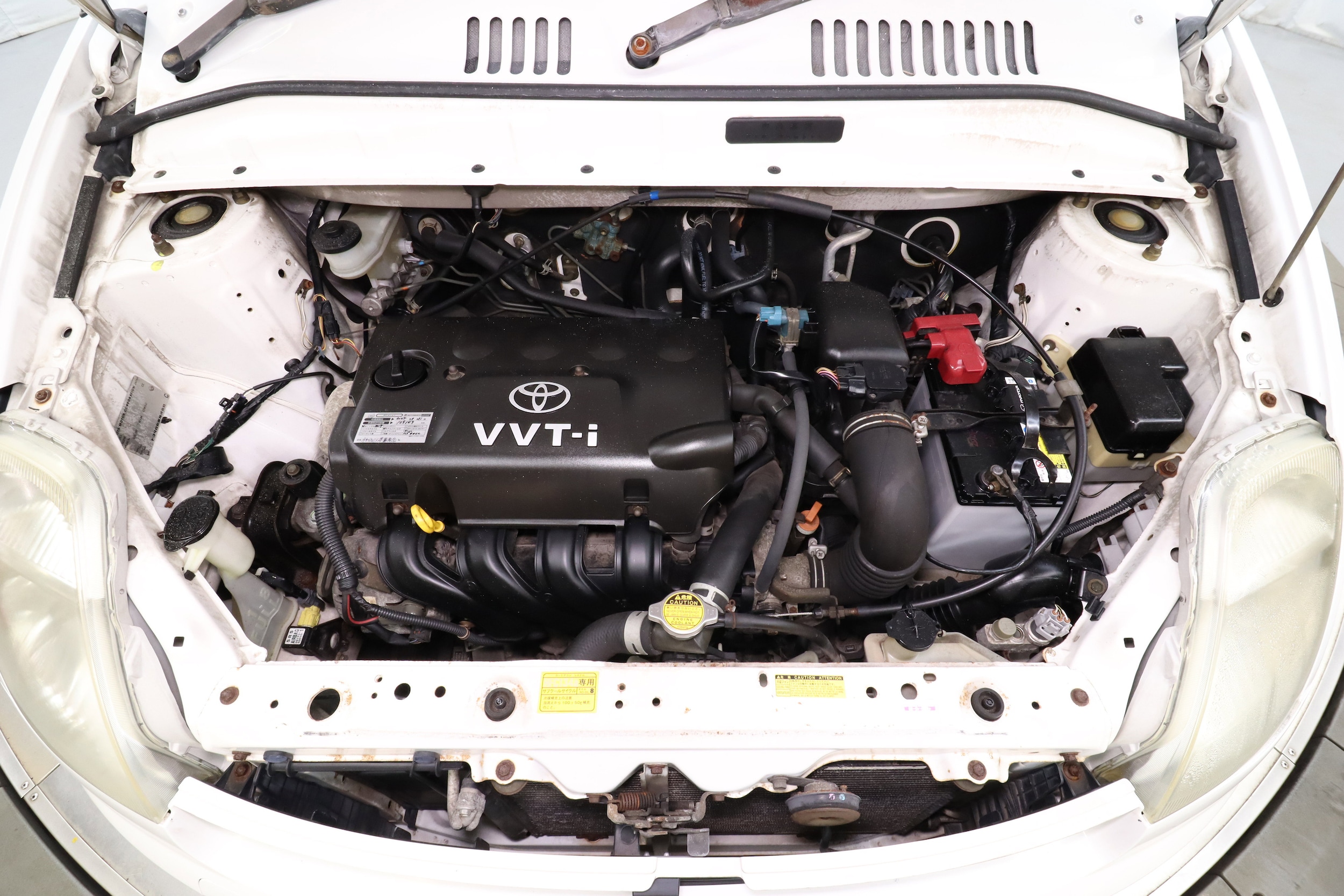 2000 Toyota Will 26