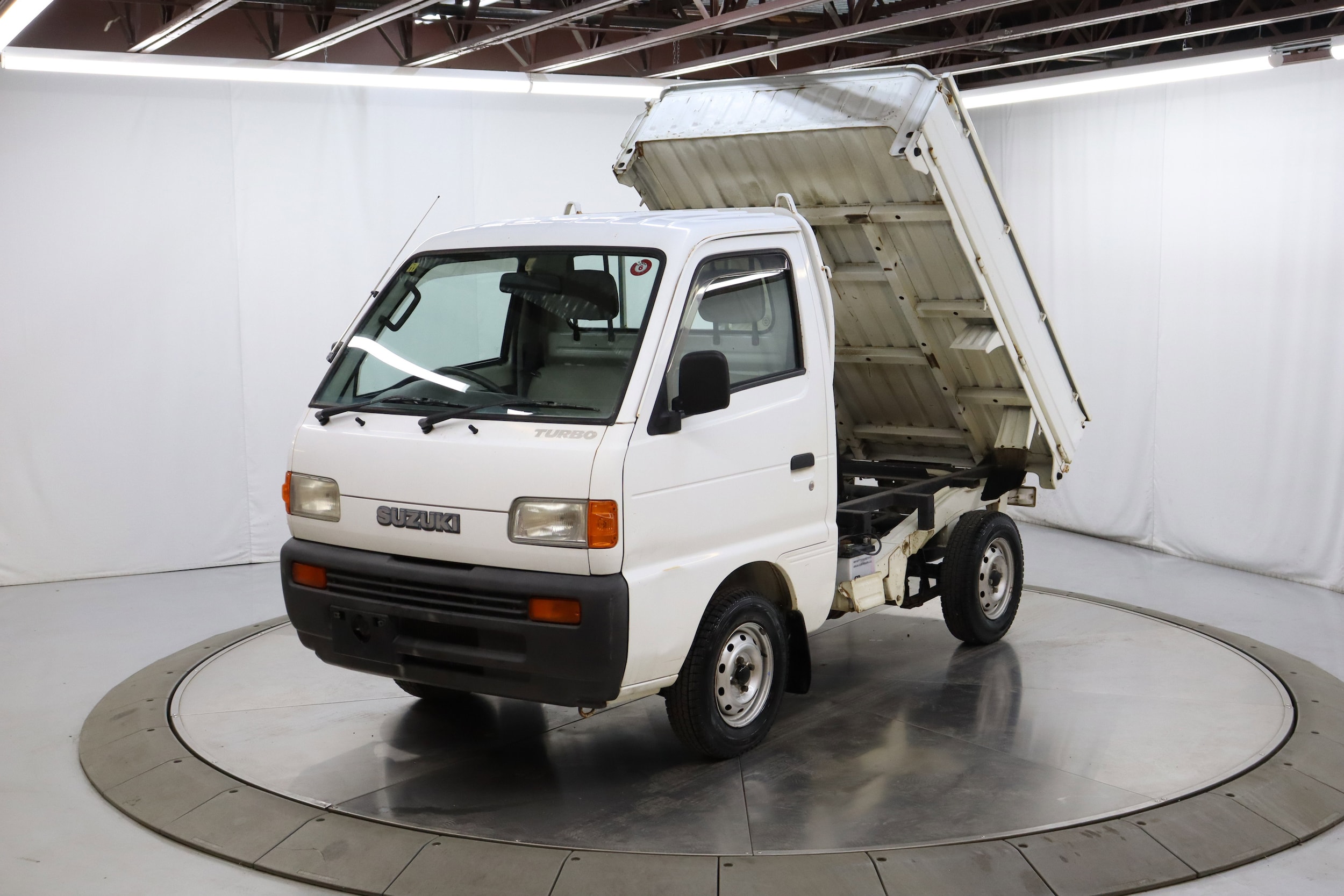 1997 Suzuki Carry 13