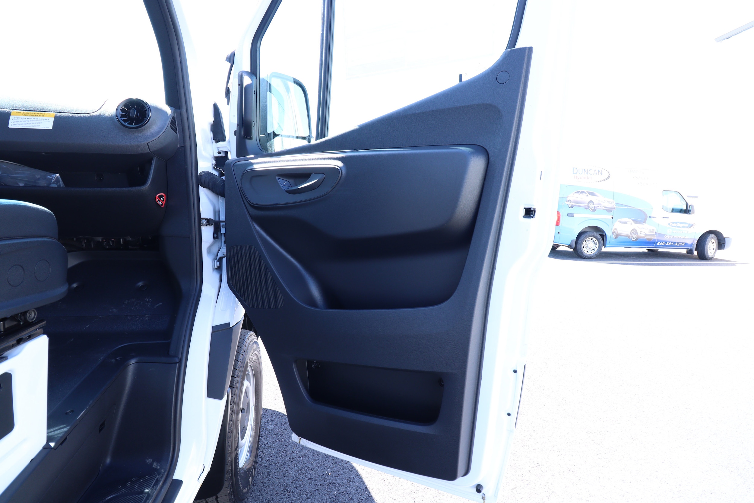 2025 Mercedes-Benz Sprinter 2500 17