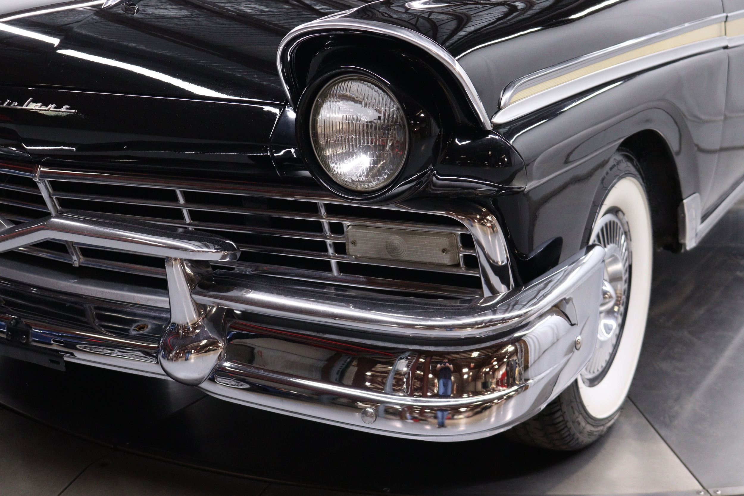 1957 Ford Fairlane 55