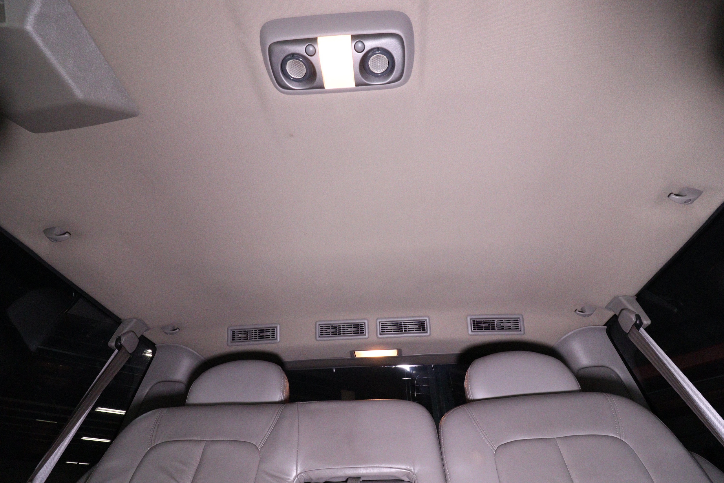 2000 Chevrolet Astro LT 56