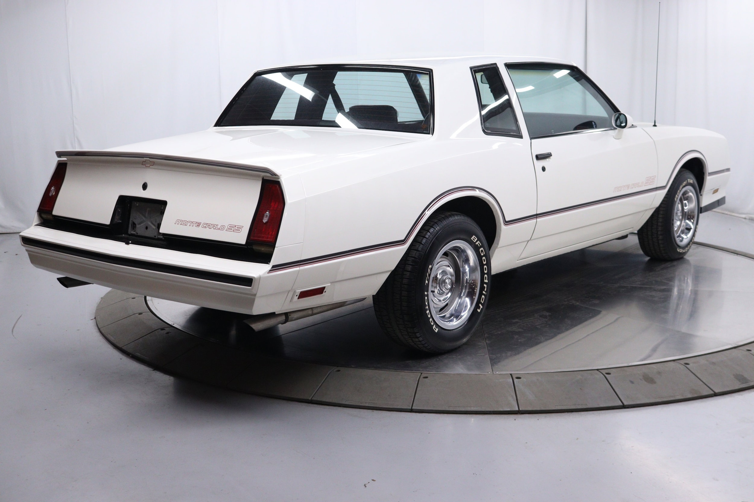 1985 Chevrolet Monte Carlo 7
