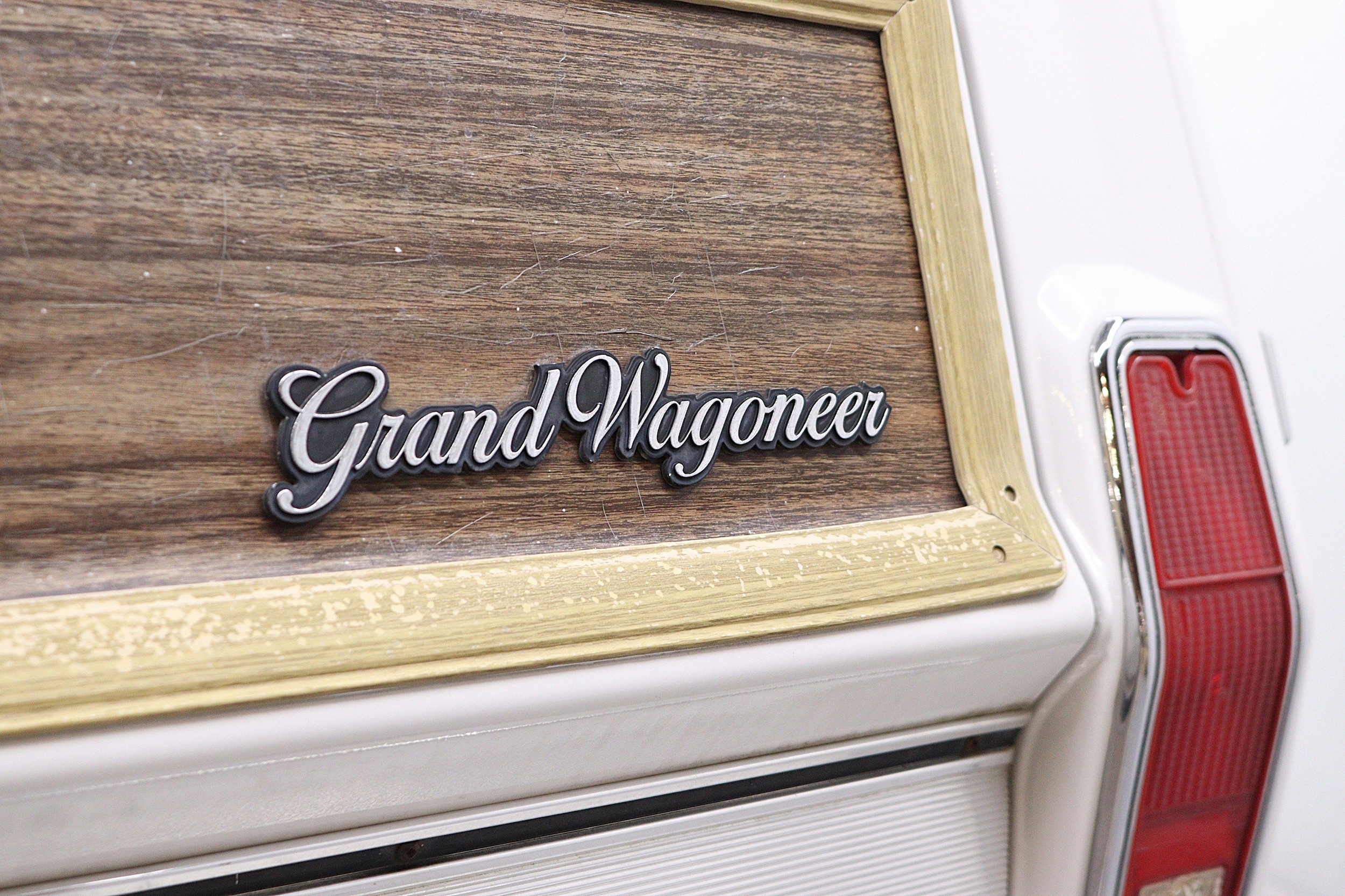 1997 Jeep Grand Wagoneer 68