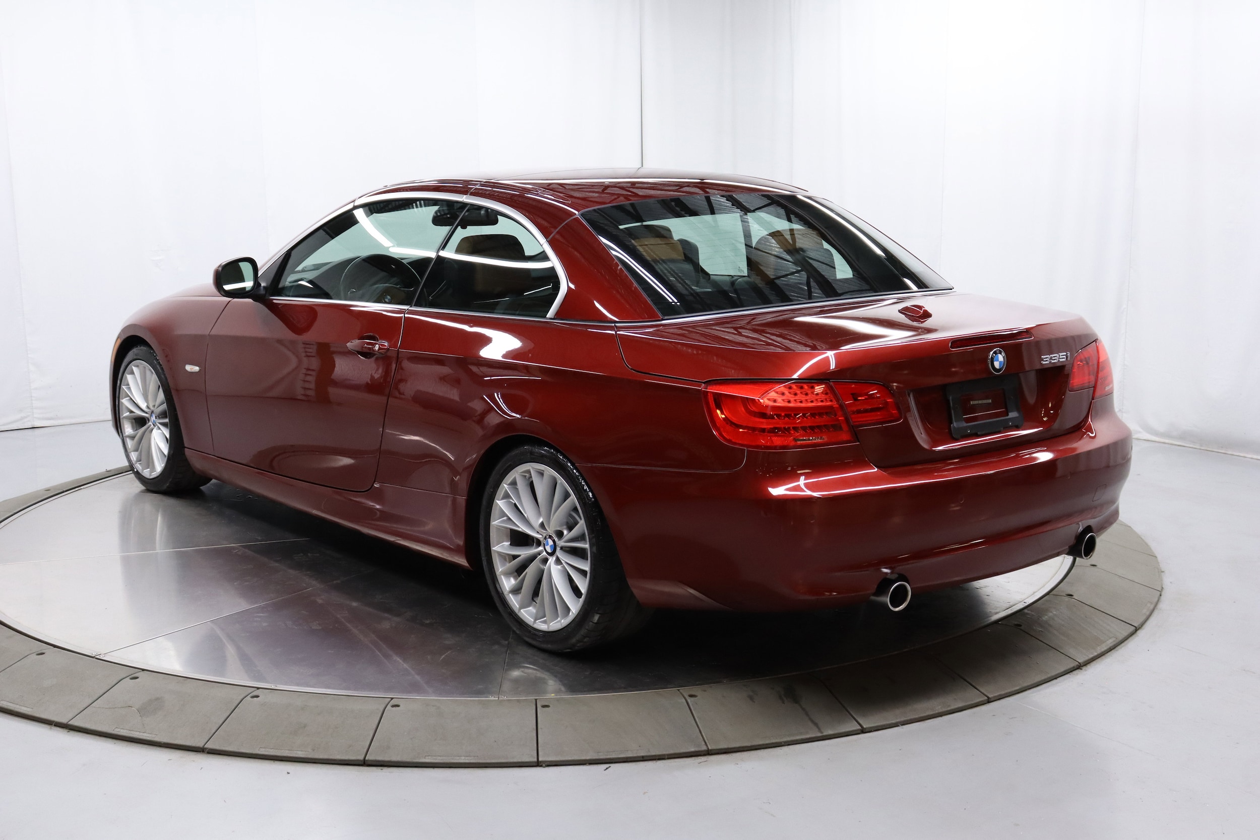 2011 BMW 3 Series 7