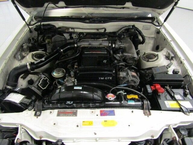 1989 Toyota Soarer 29