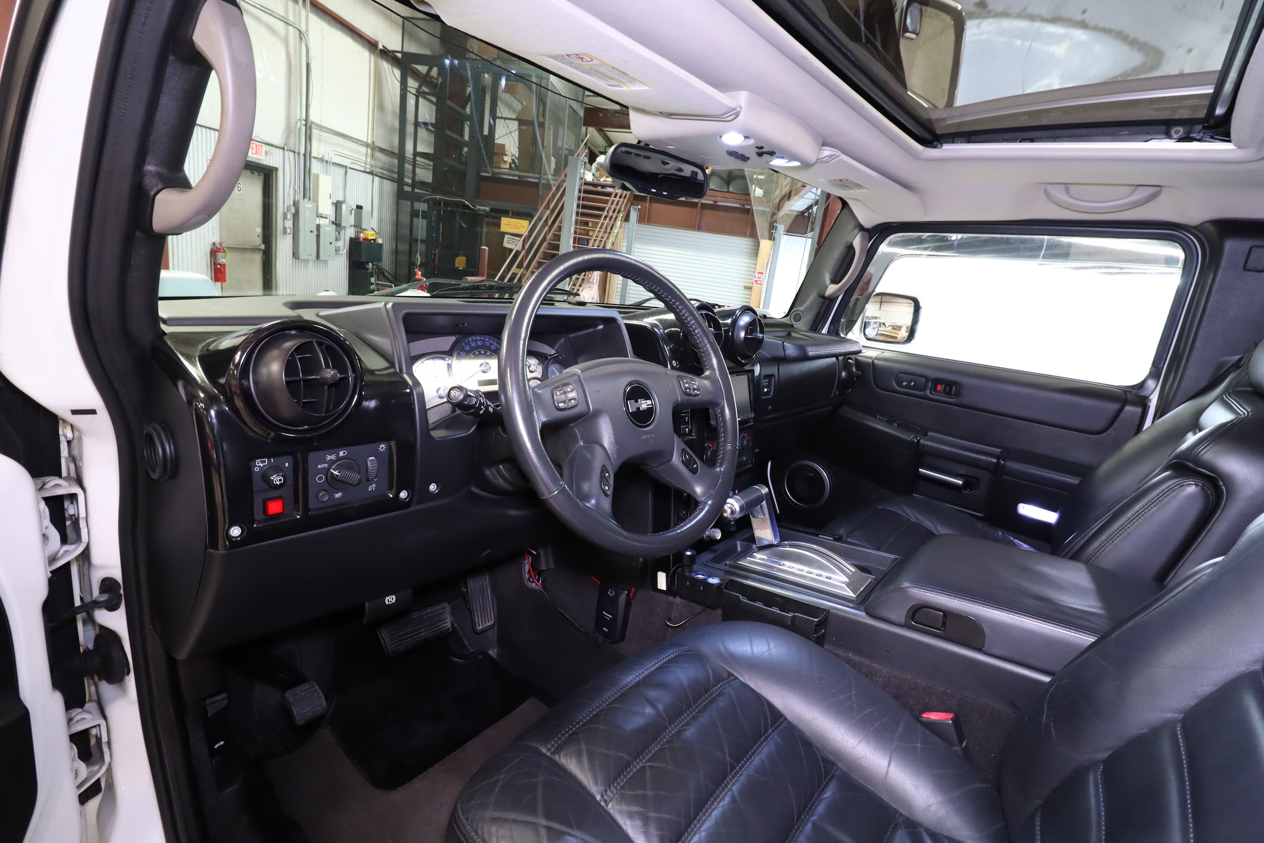 2005 HUMMER H2 11