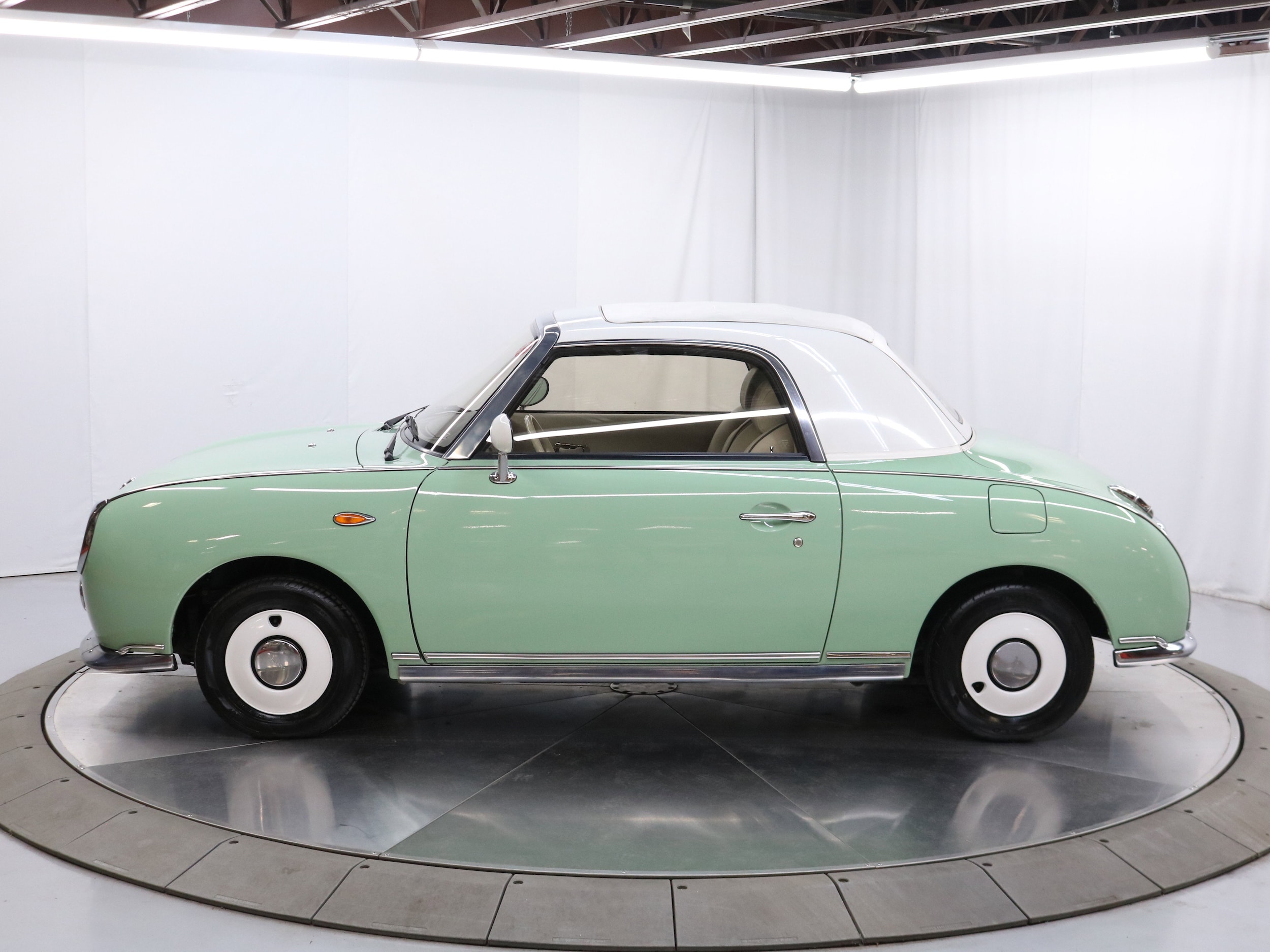 1991 Nissan Figaro 4