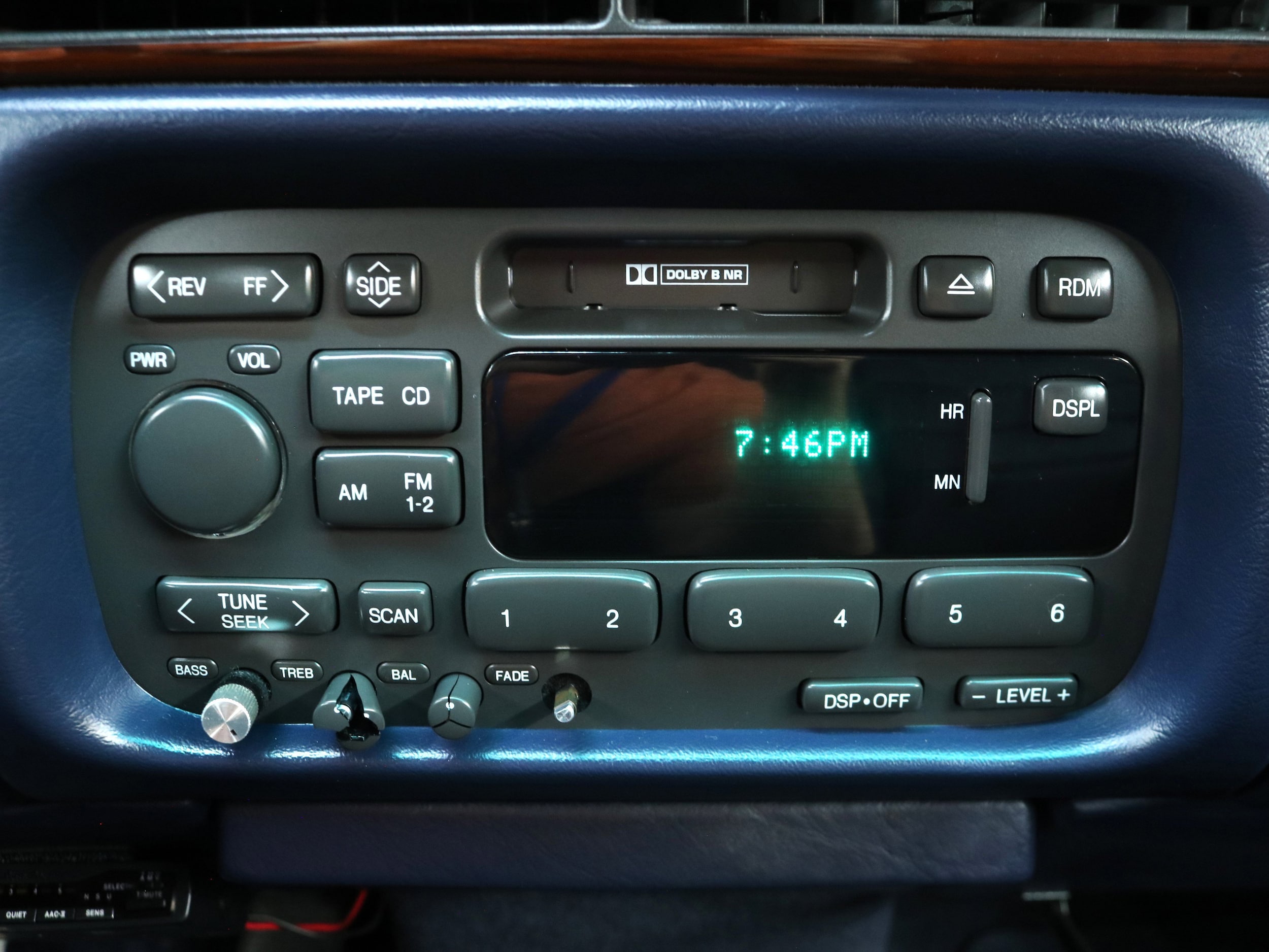 1996 Cadillac Concours 14