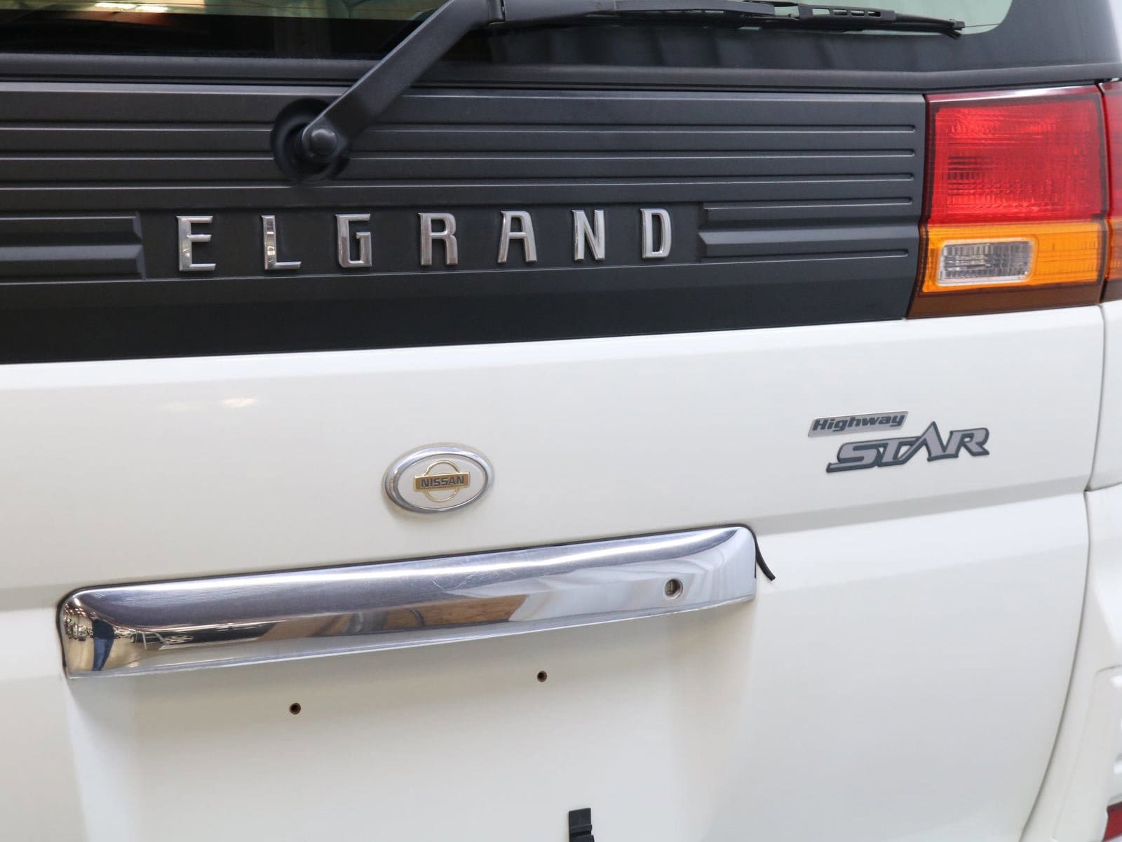 1998 Nissan Elgrand 50