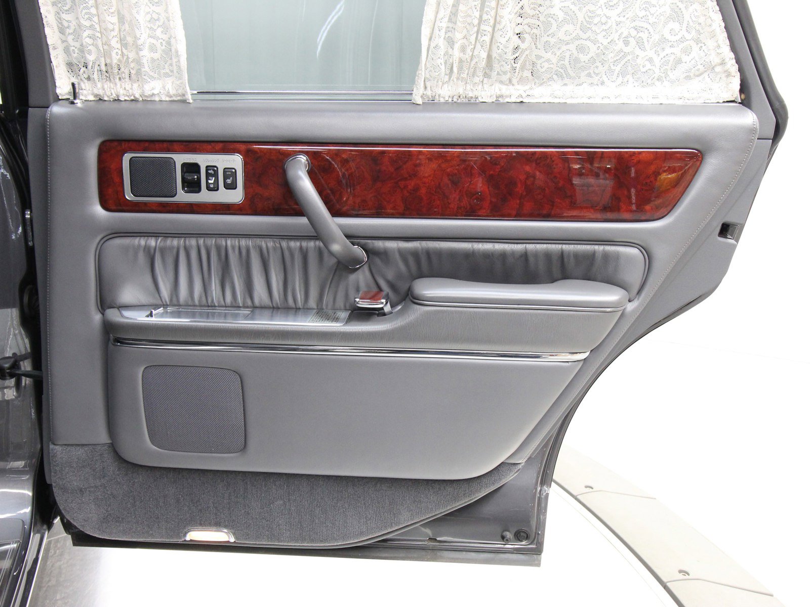 1997 Toyota Century 26