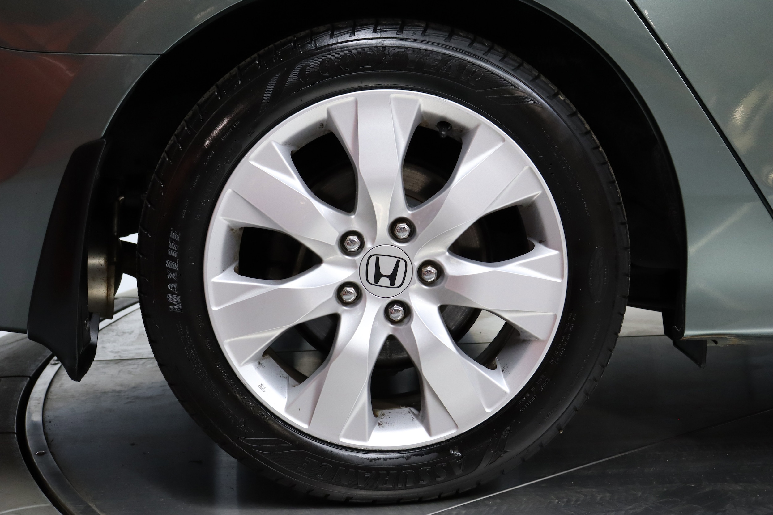 2009 Honda Accord Sdn 31
