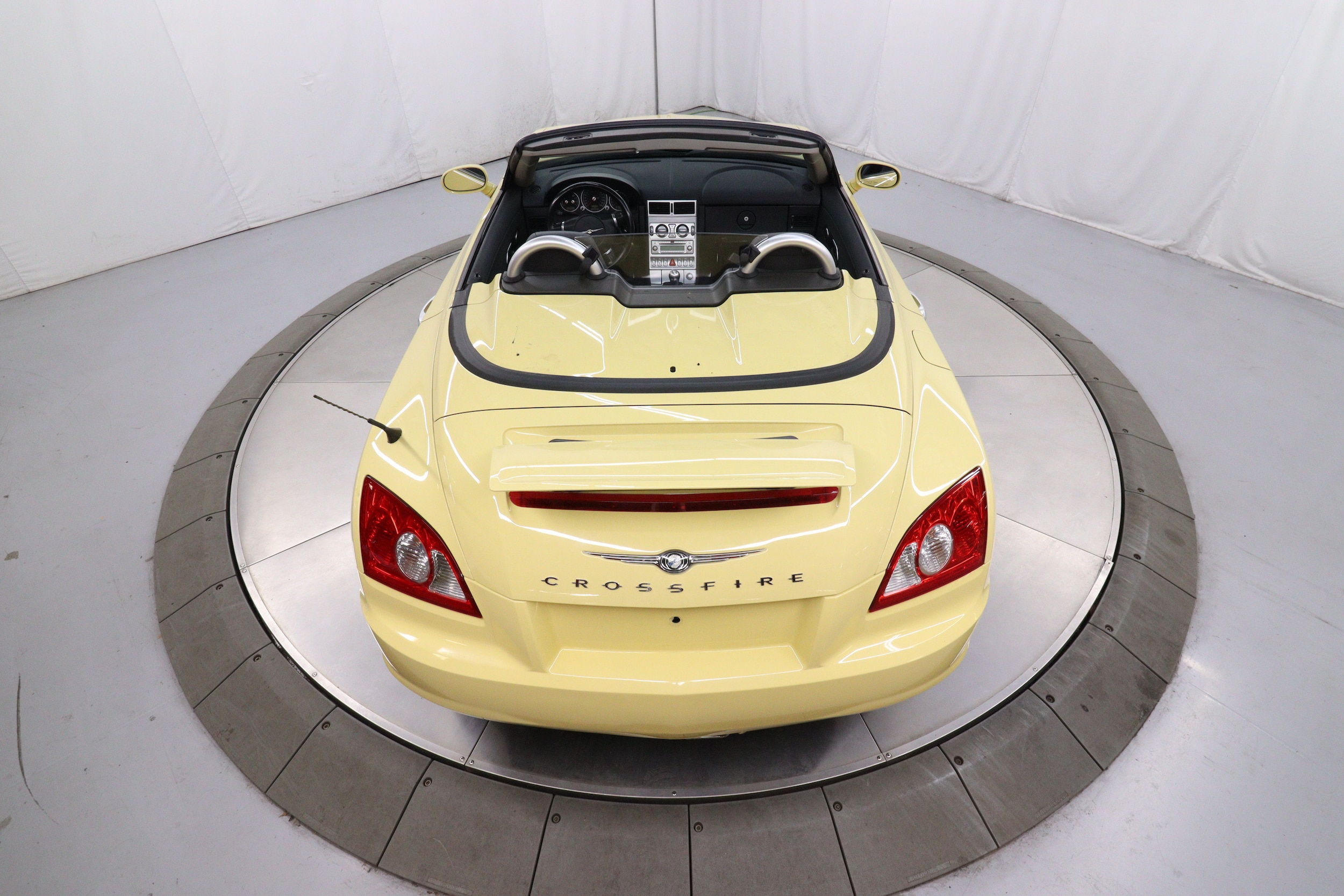 2005 Chrysler Crossfire 60