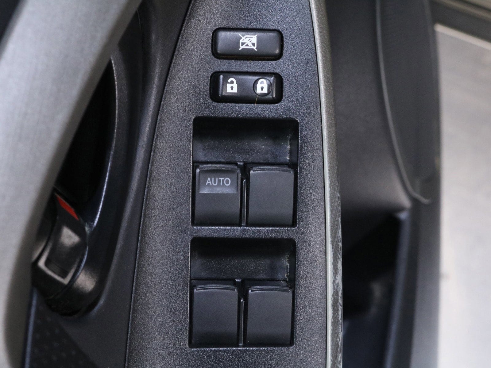 2010 Toyota RAV-4 24