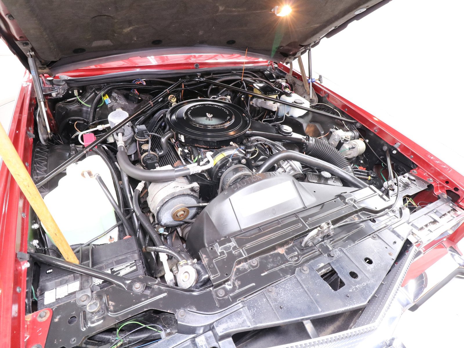 1985 Cadillac Biarritz 22