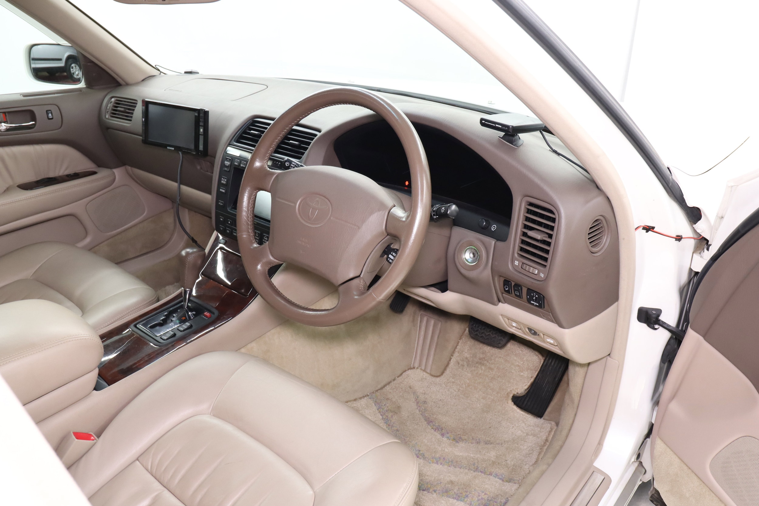 1994 Toyota Celsior 9