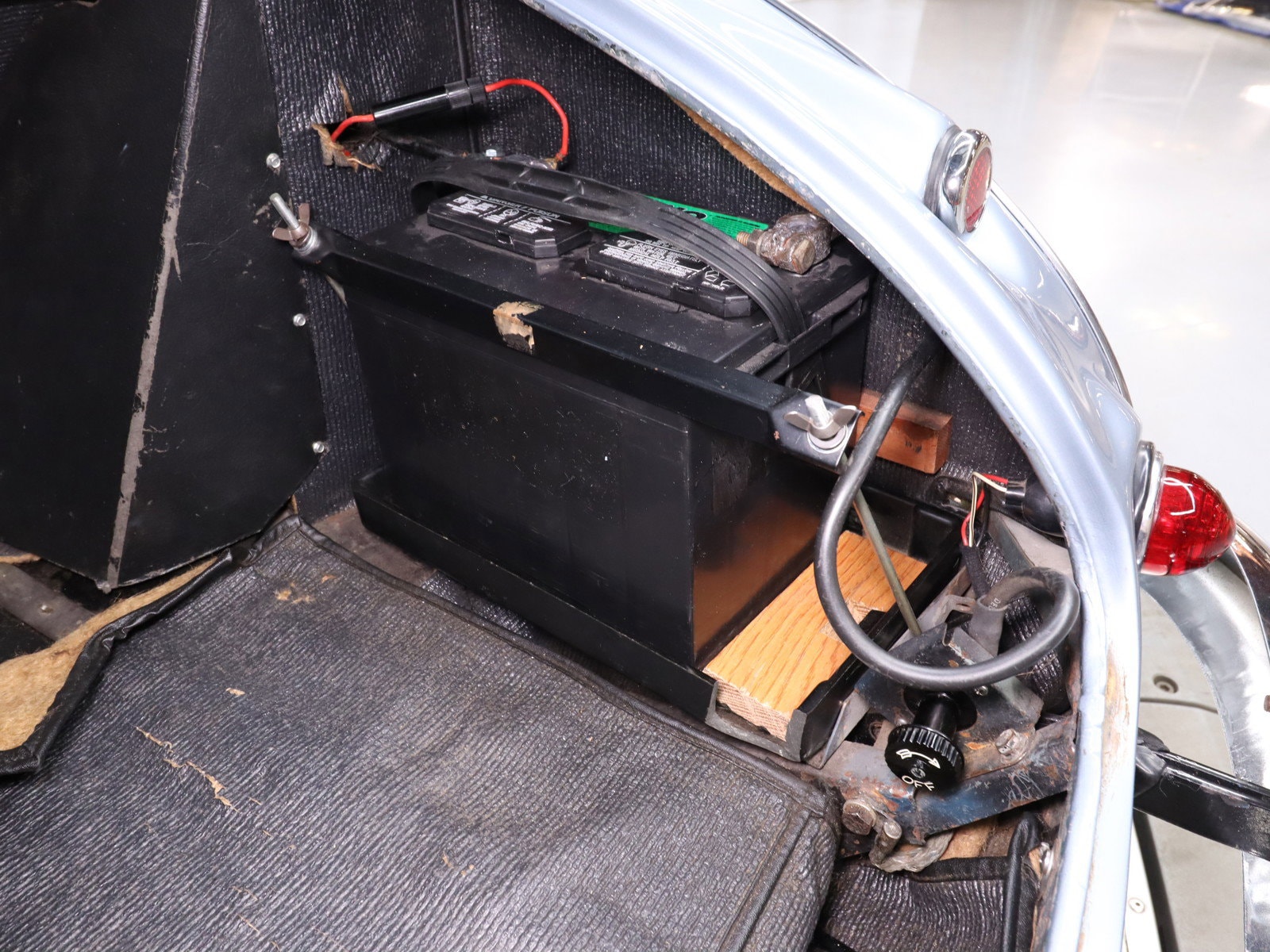 1960 Austin Healey 3000 41
