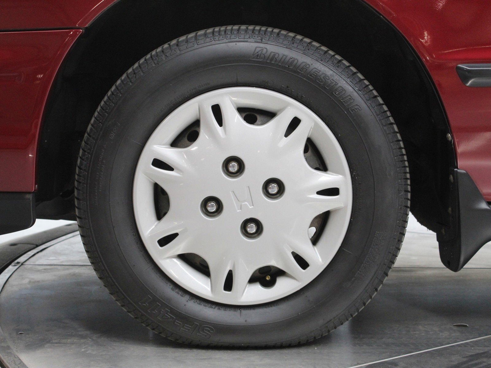 1995 Honda Accord Sdn 30