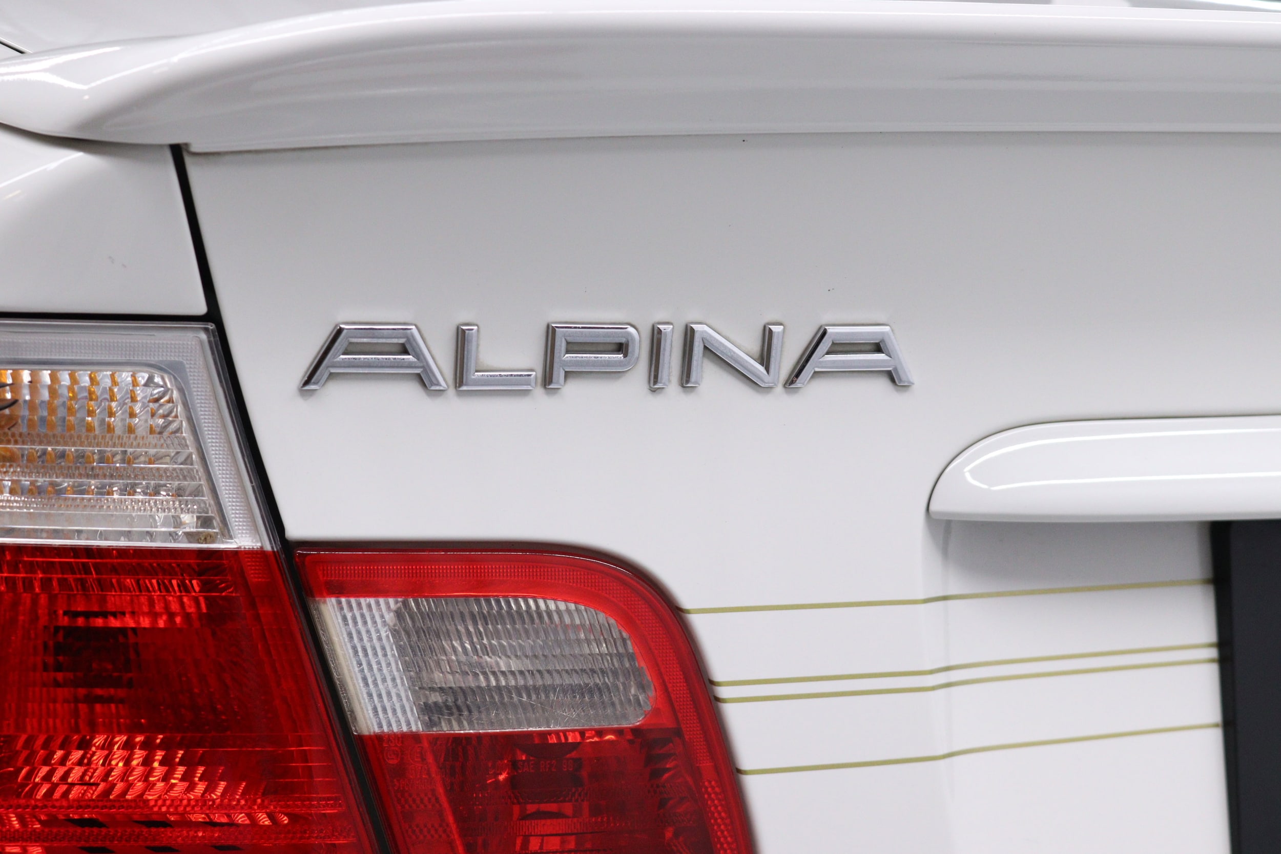 2000 BMW Alpina B3 65