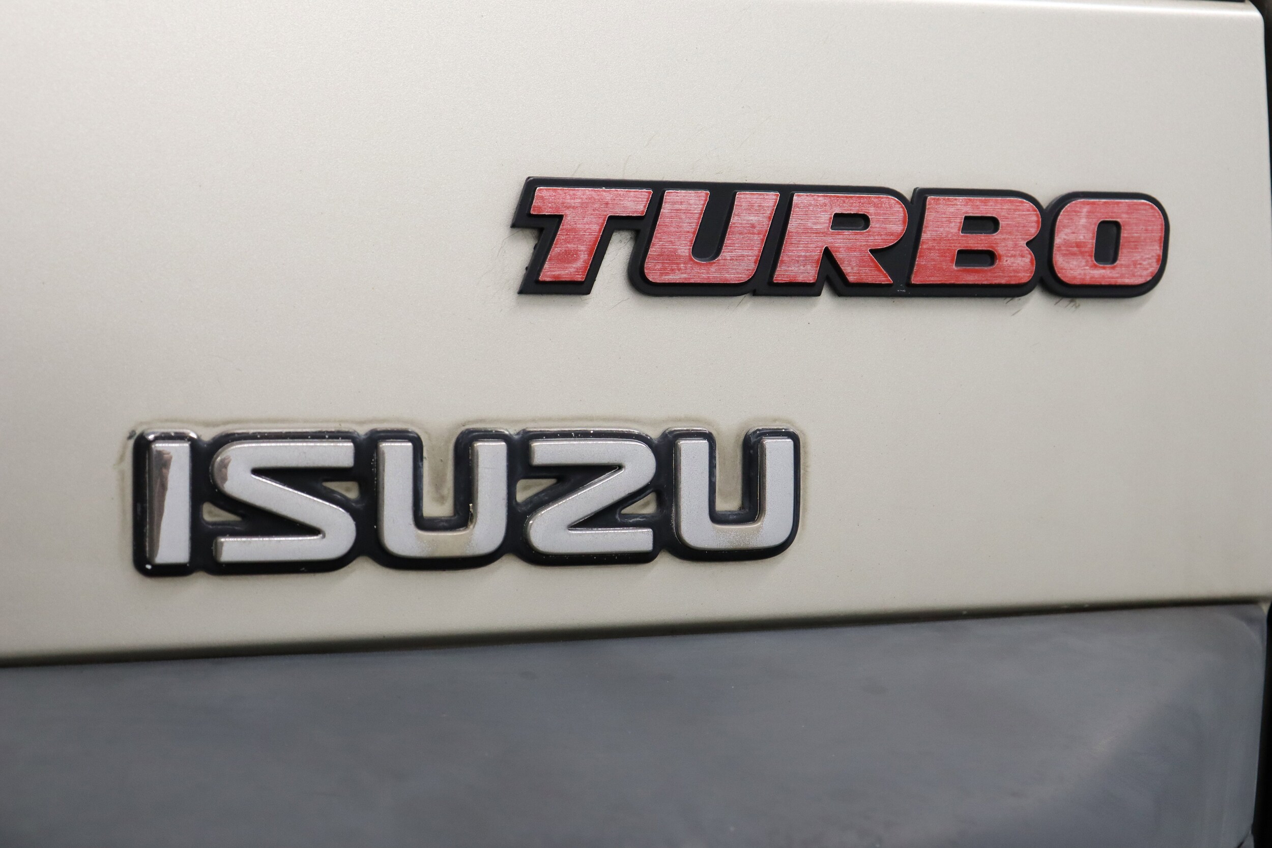 1996 Isuzu Bighorn 63