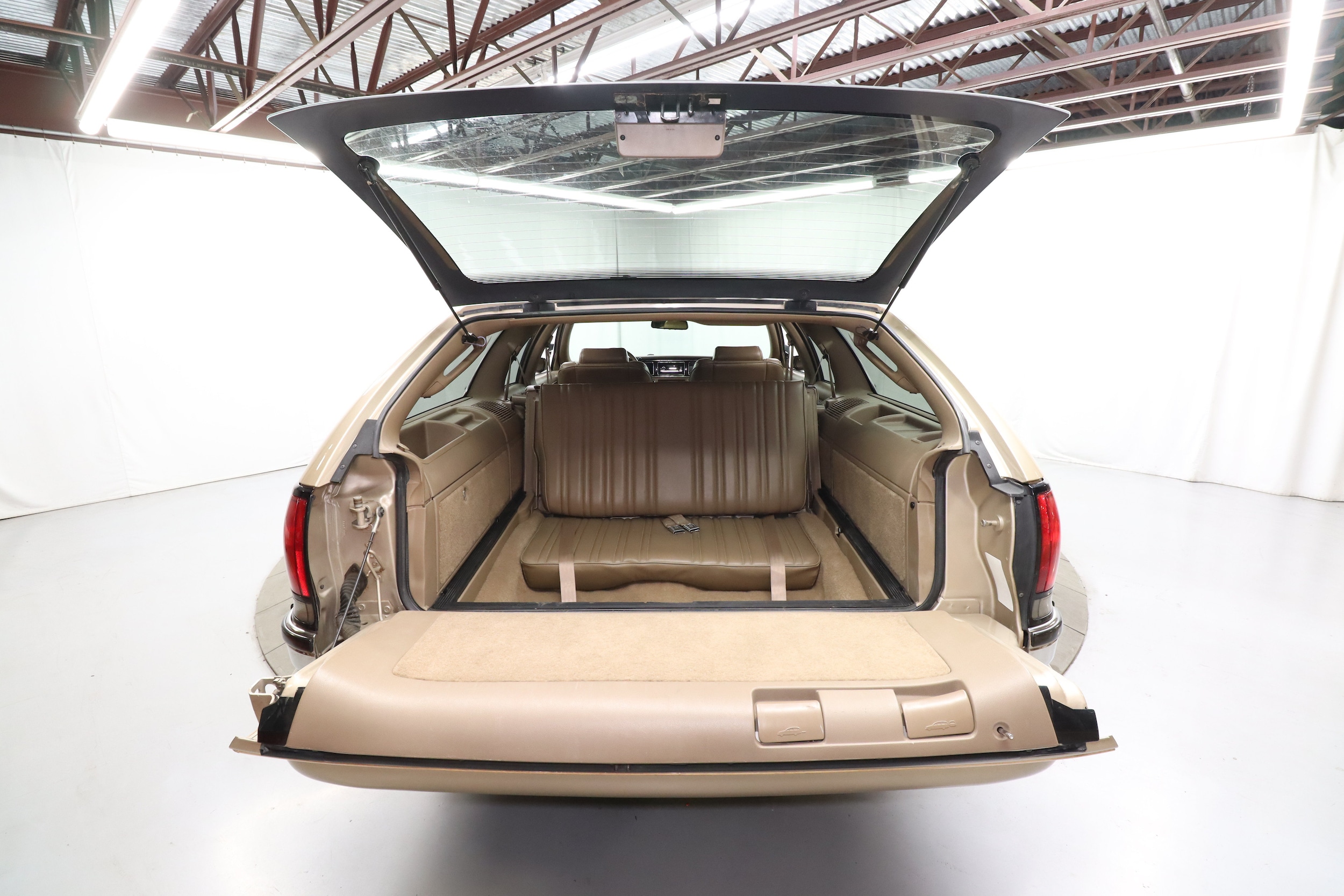 1993 Buick Roadmaster 68