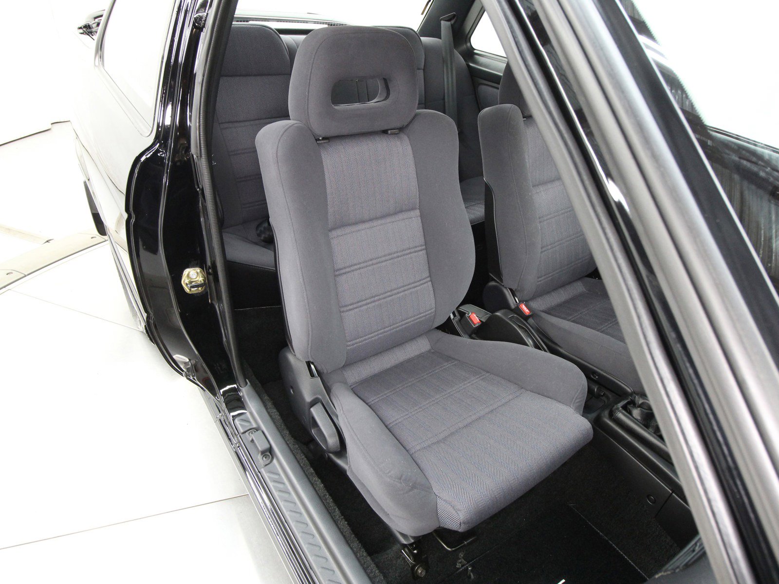 1992 Nissan Sentra 18