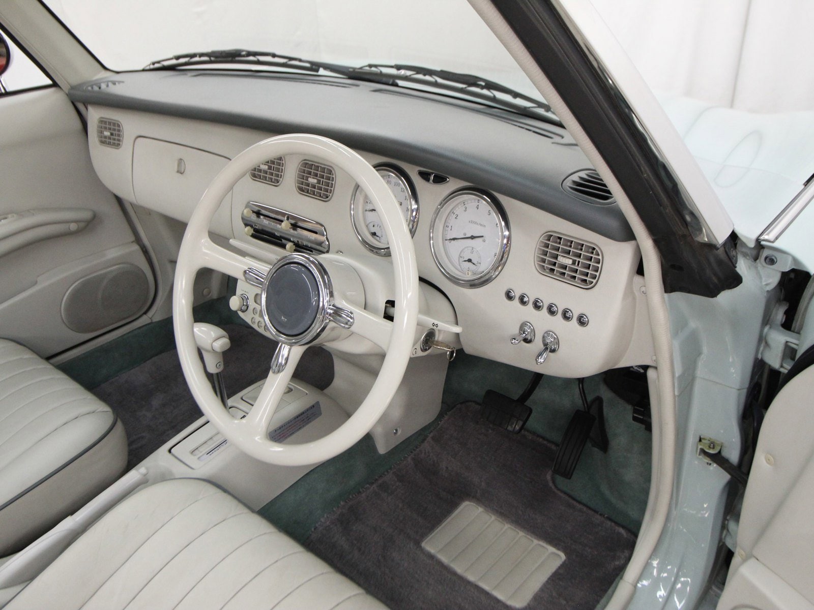 1991 Nissan Figaro 9