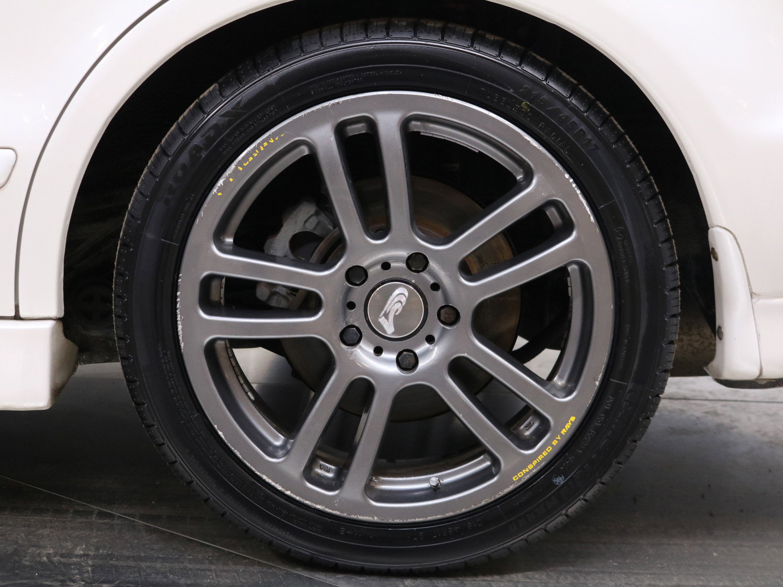 1998 Mitsubishi Legnum 34