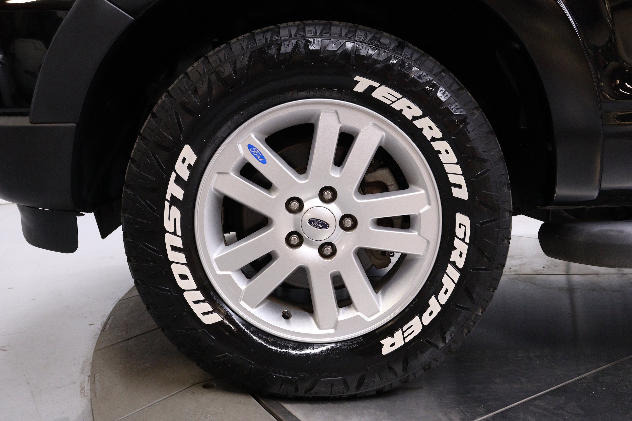 2010 Ford Explorer Sport Trac 32