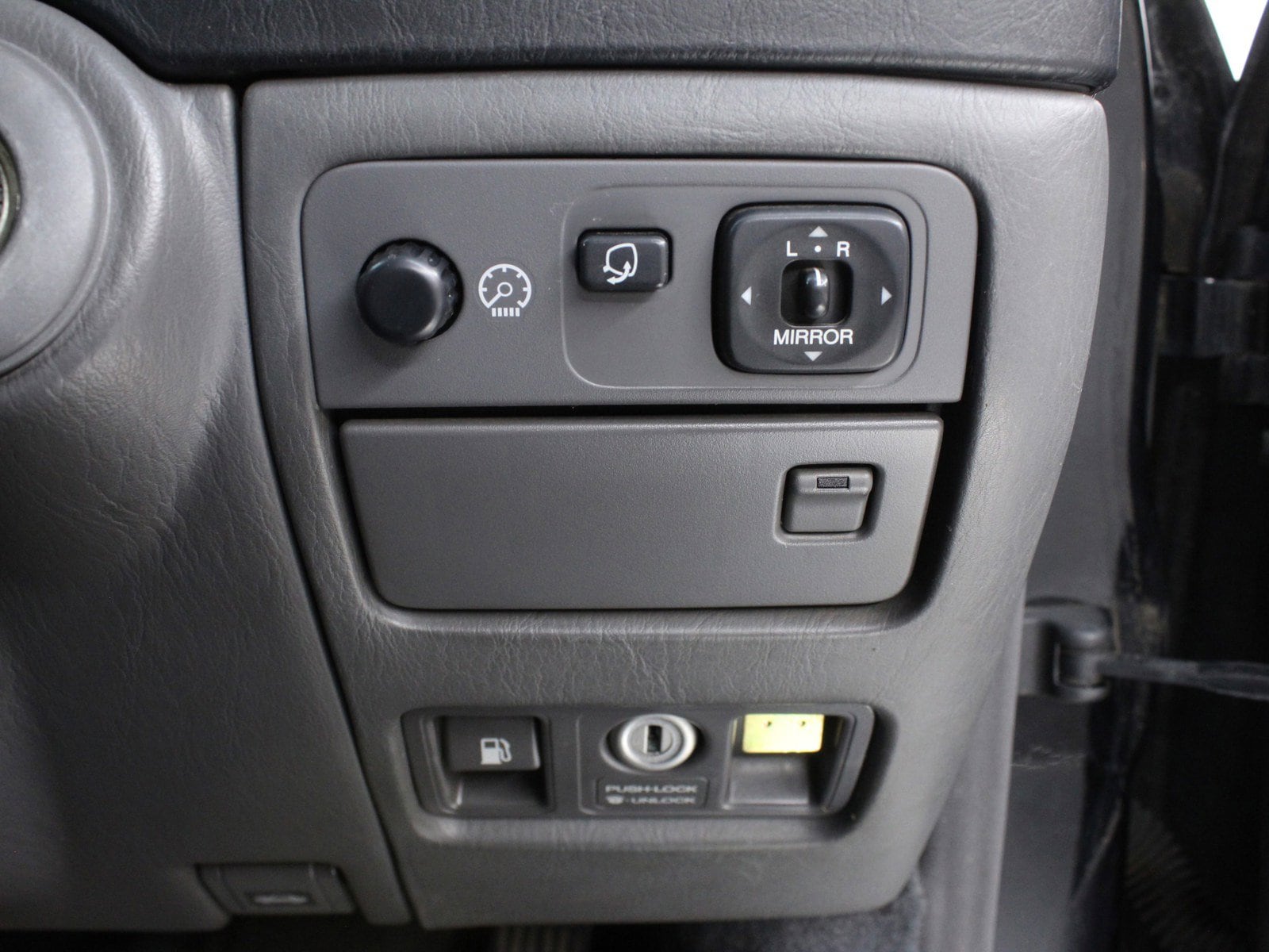 1997 Toyota Century 46