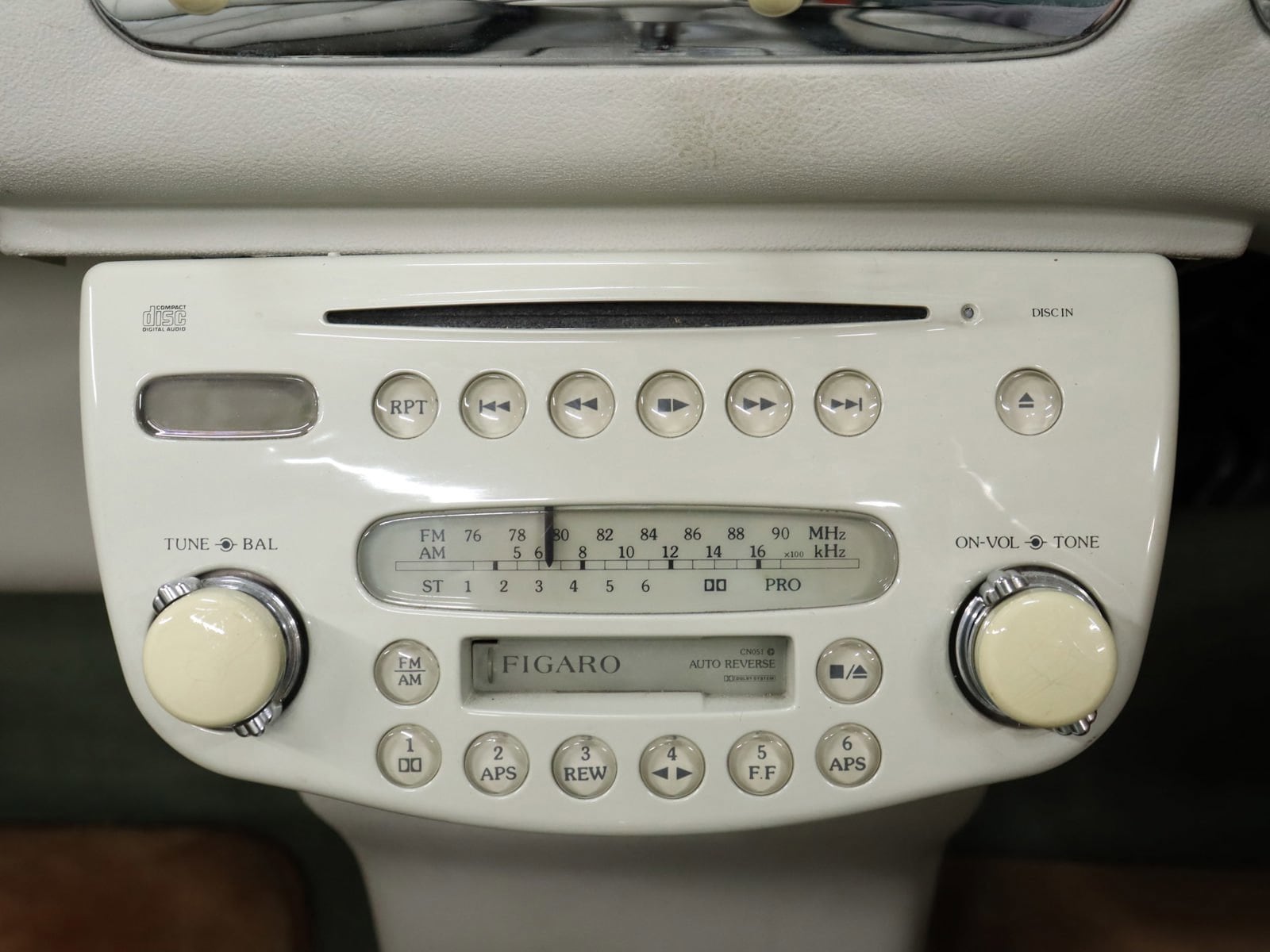 1991 Nissan Figaro 14