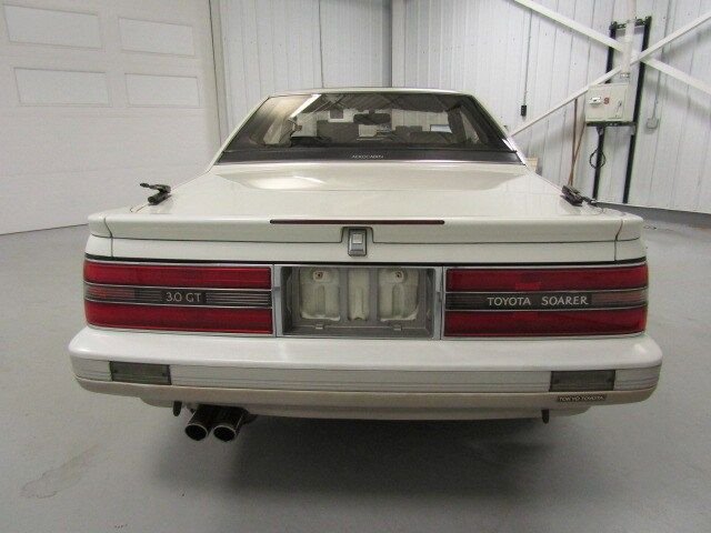 1989 Toyota Soarer 6