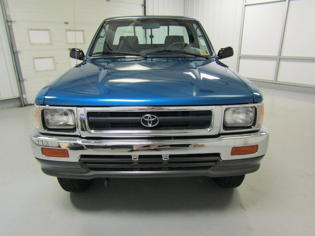 Used 1994 Toyota 4WD Pickups DX Reg Cab DX 5-Spd