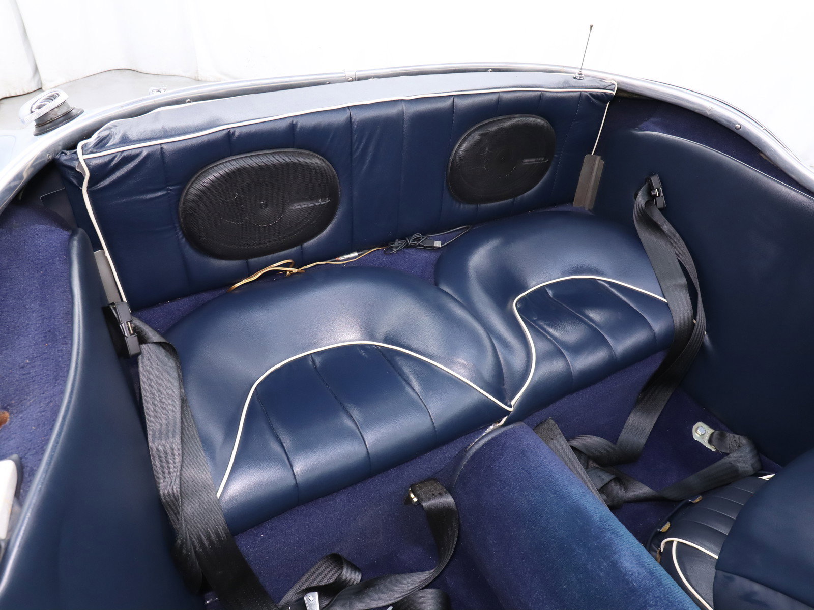 1960 Austin Healey 3000 30