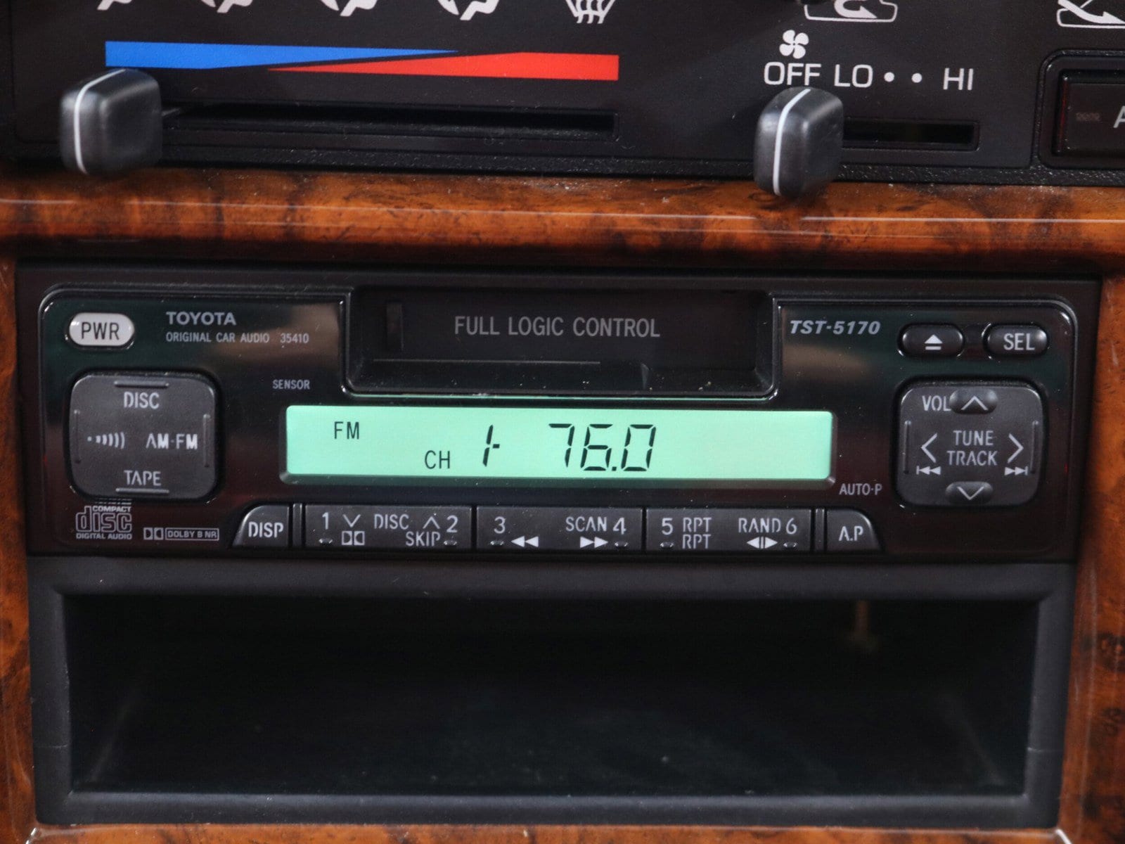 1996 Toyota Classic 16