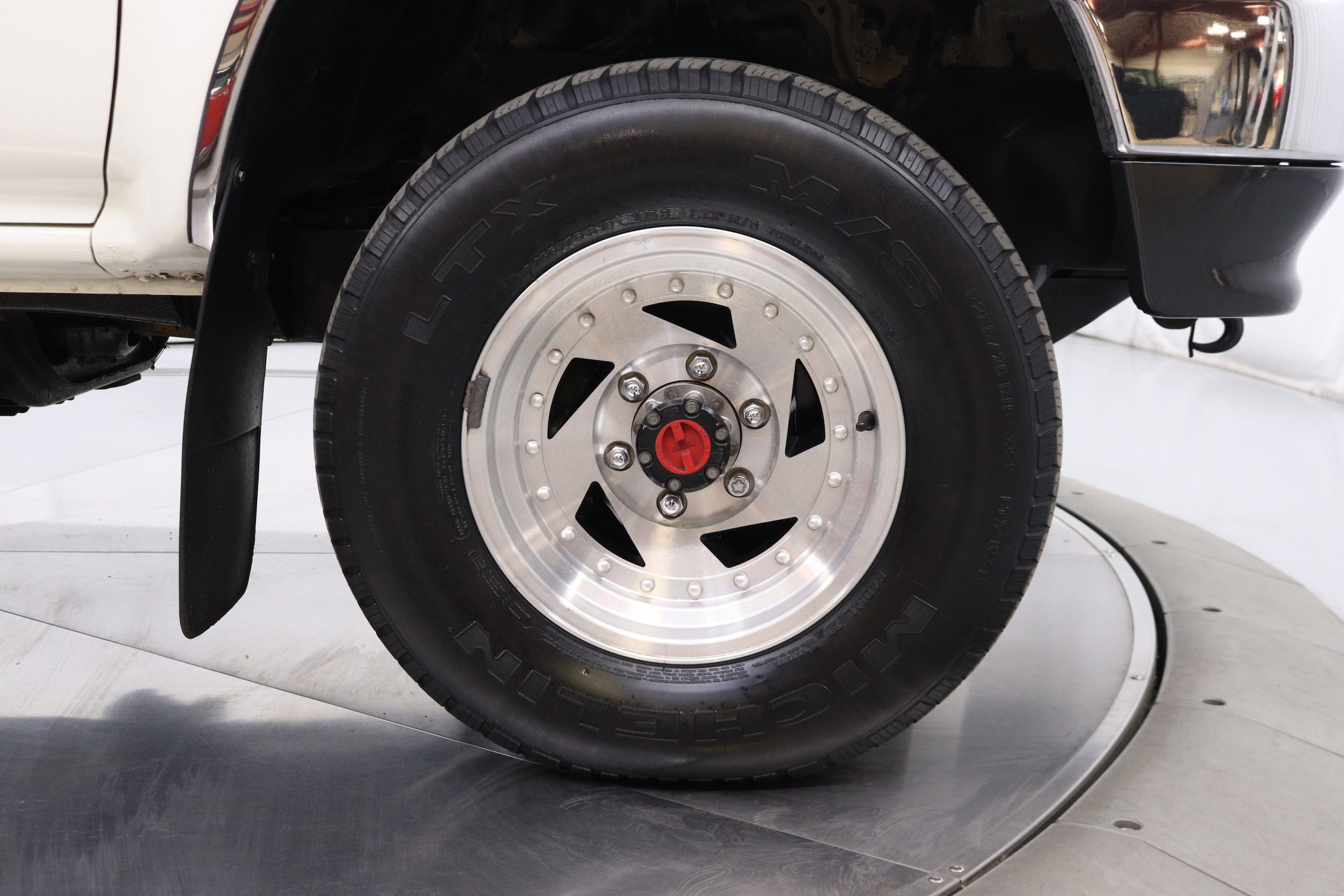 1994 Toyota Pickup 27
