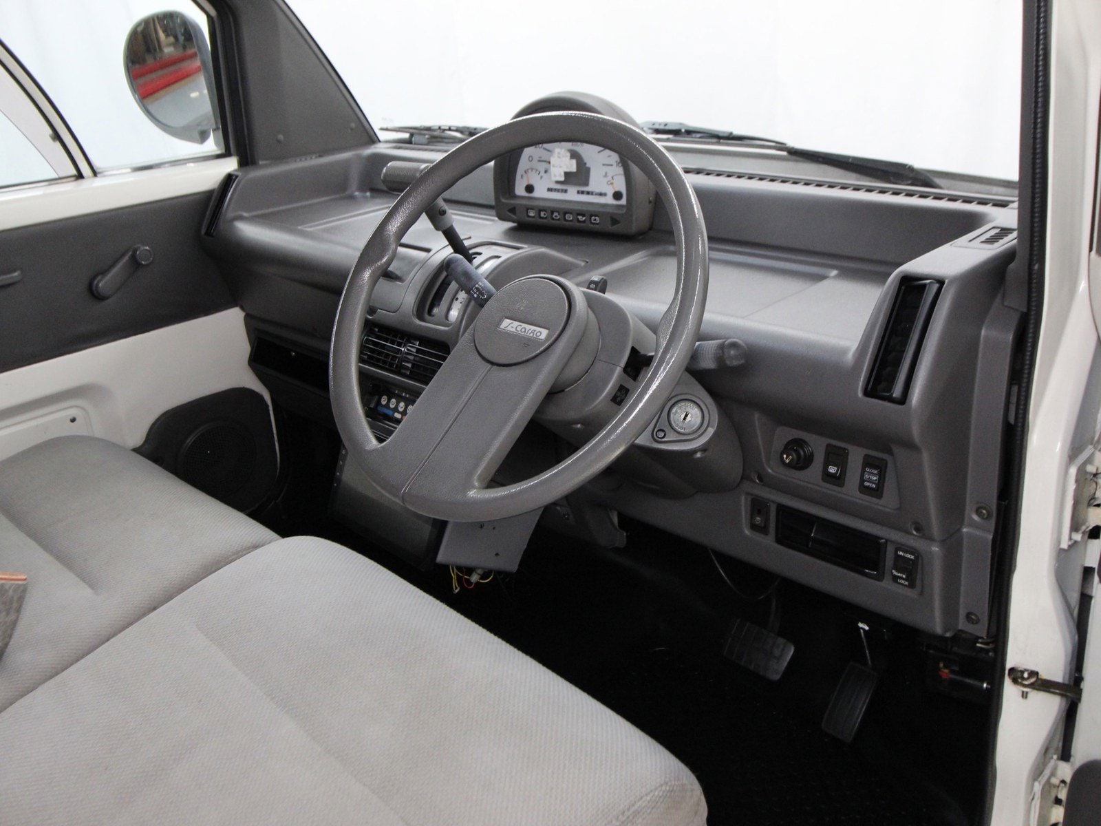 1989 Nissan S-Cargo 9