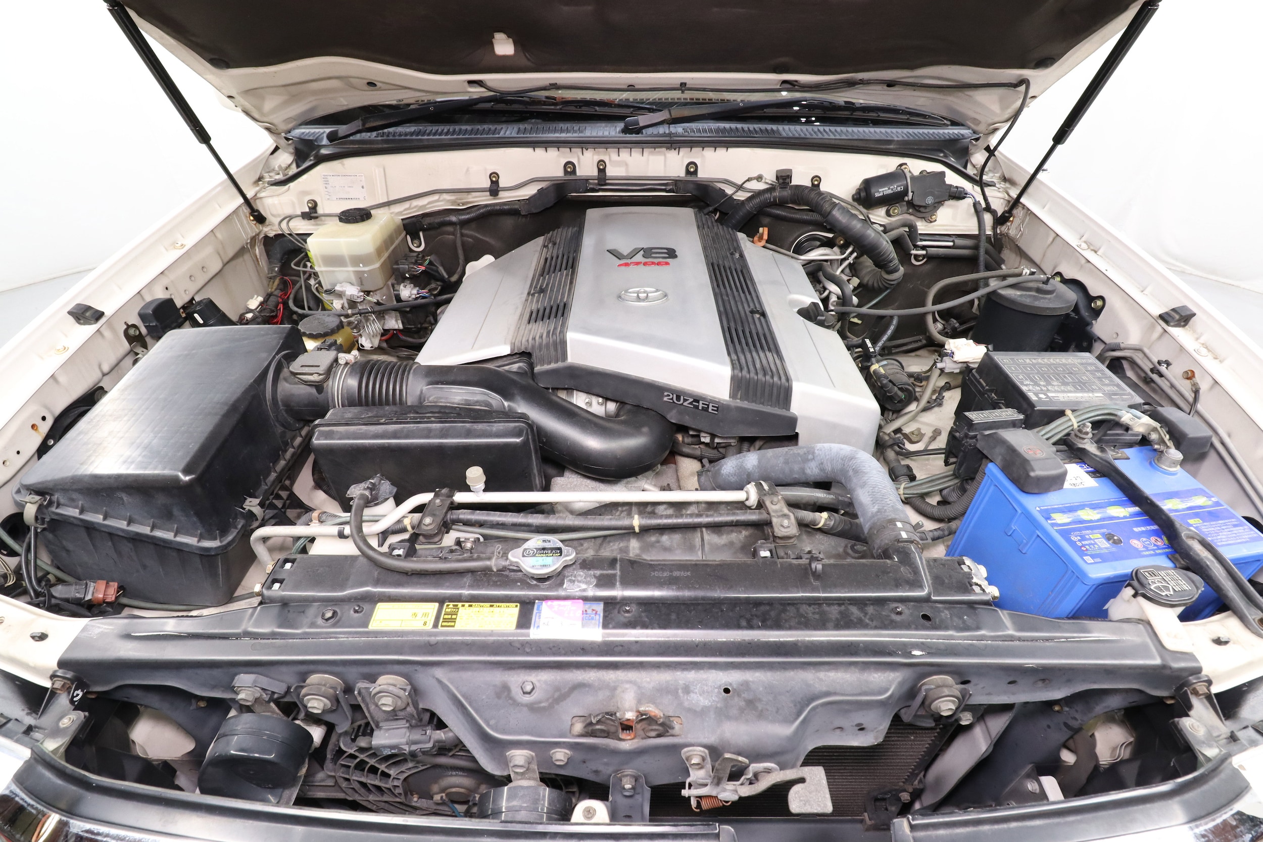 2000 Toyota Land Cruiser 28