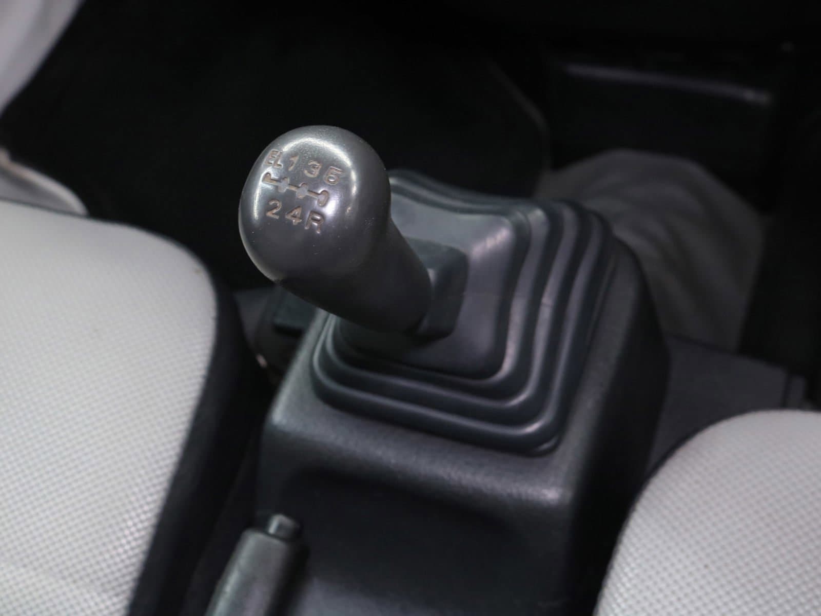 1996 Suzuki Carry 12