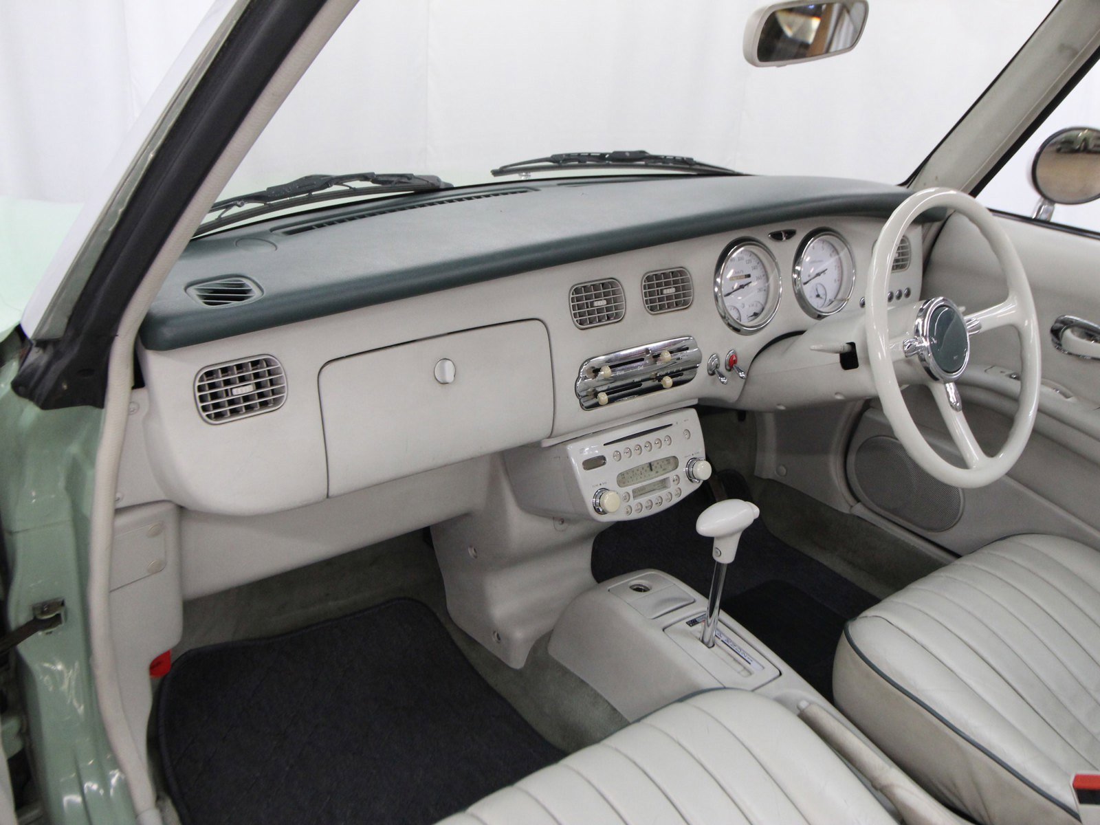 1991 Nissan Figaro 21
