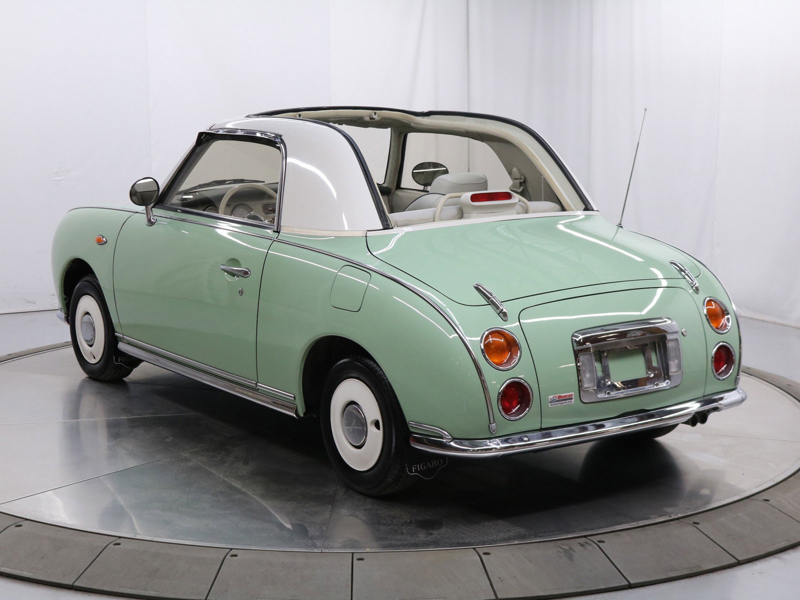 1991 Nissan Figaro 9