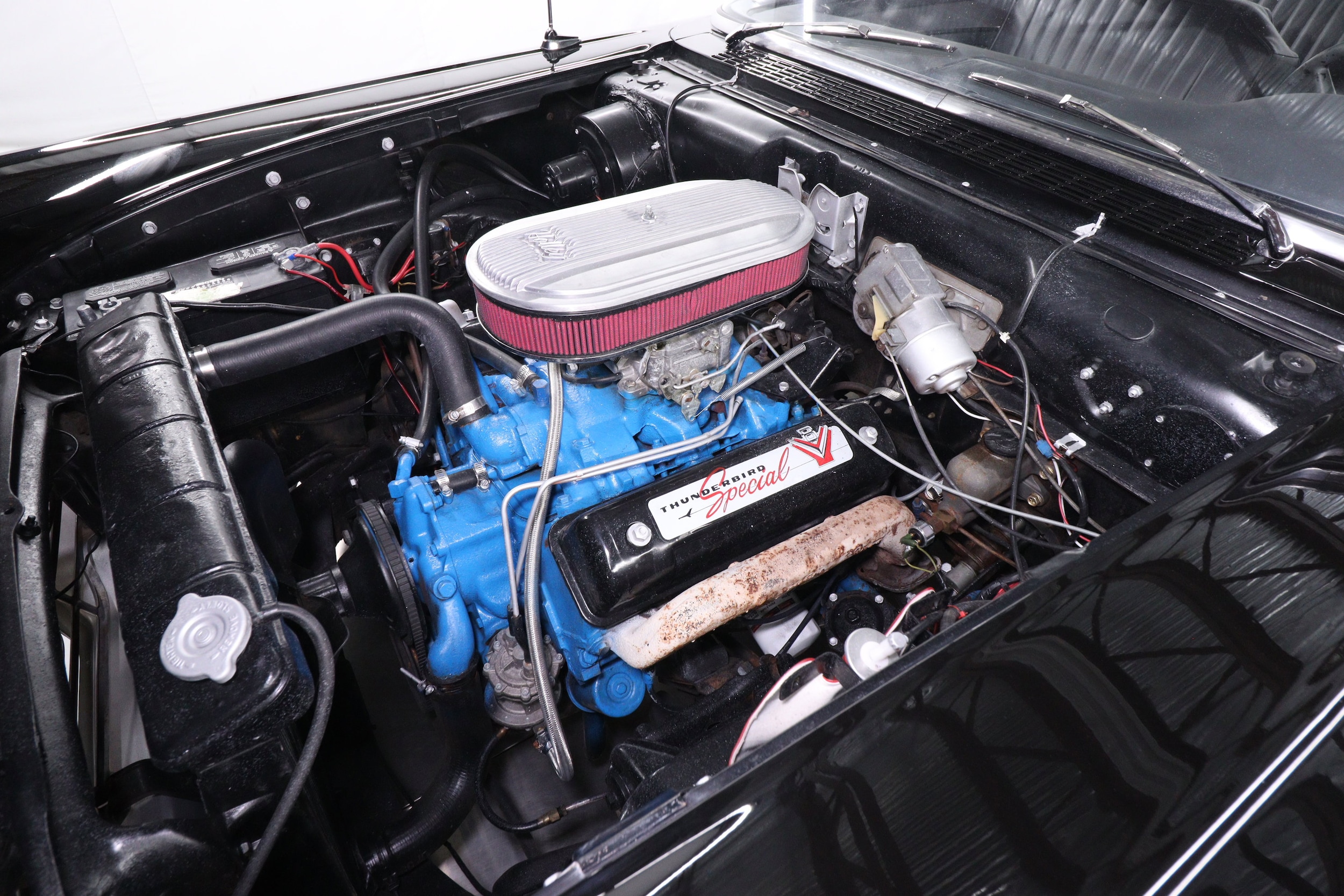 1957 Ford Fairlane 24