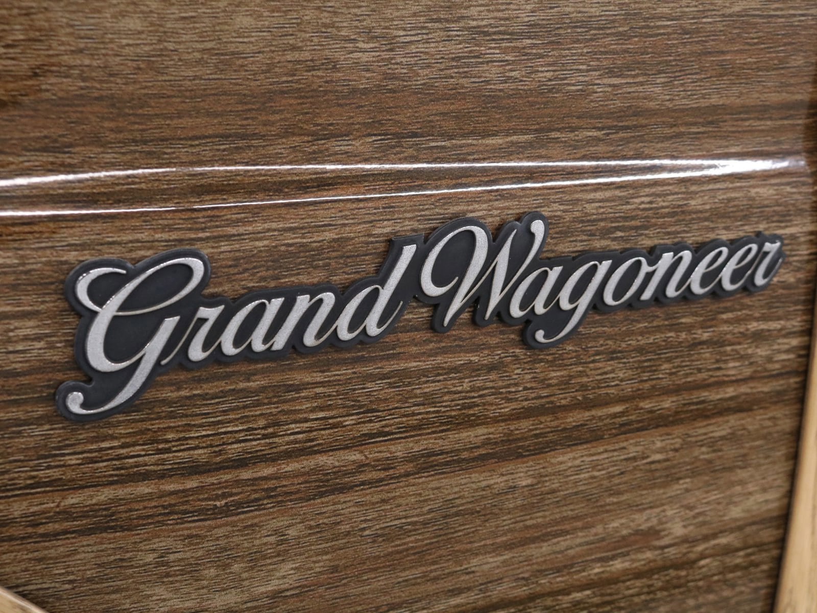 1991 Jeep Grand Wagoneer 58