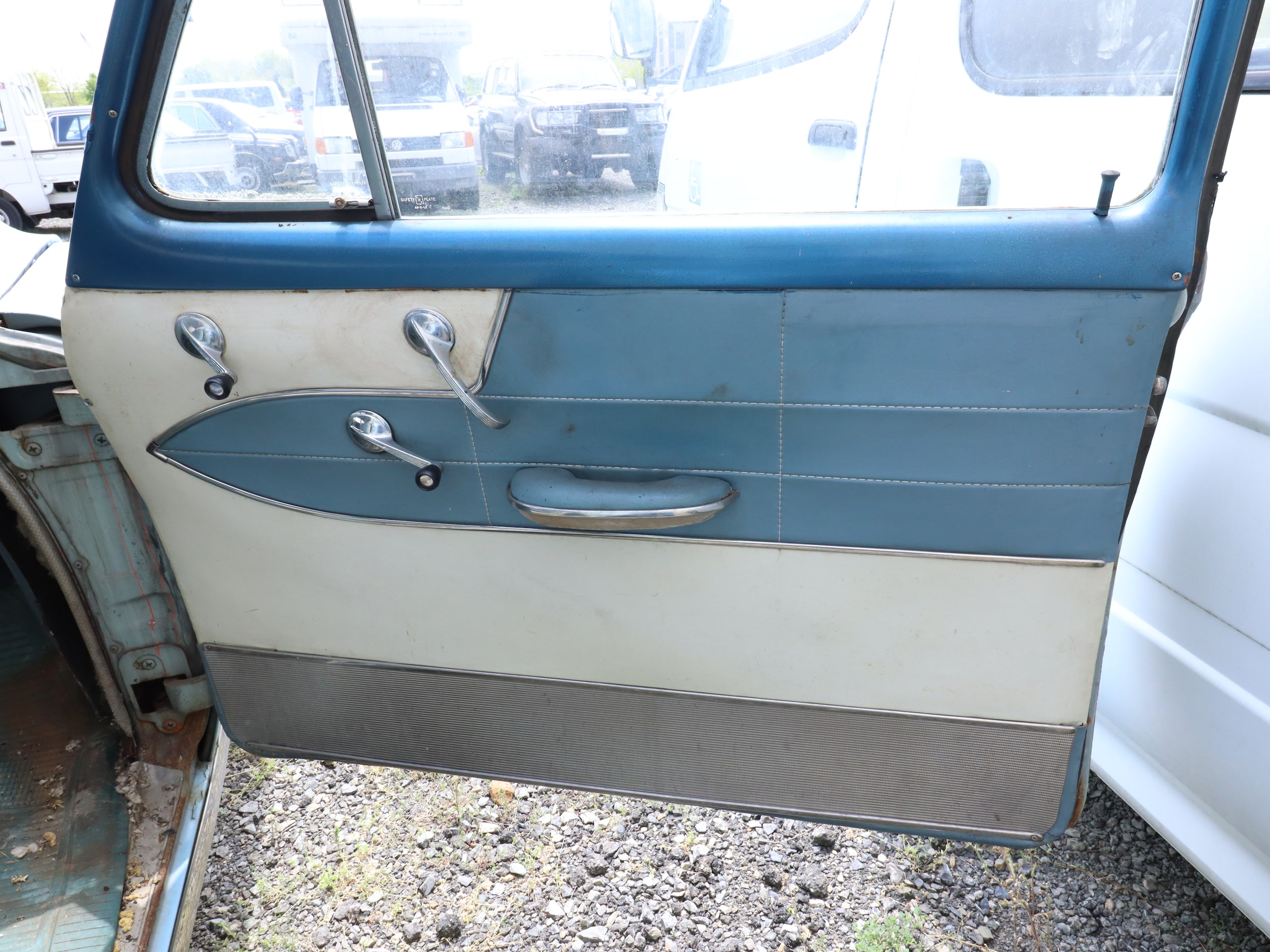 1954 Chevrolet 2 Door 11