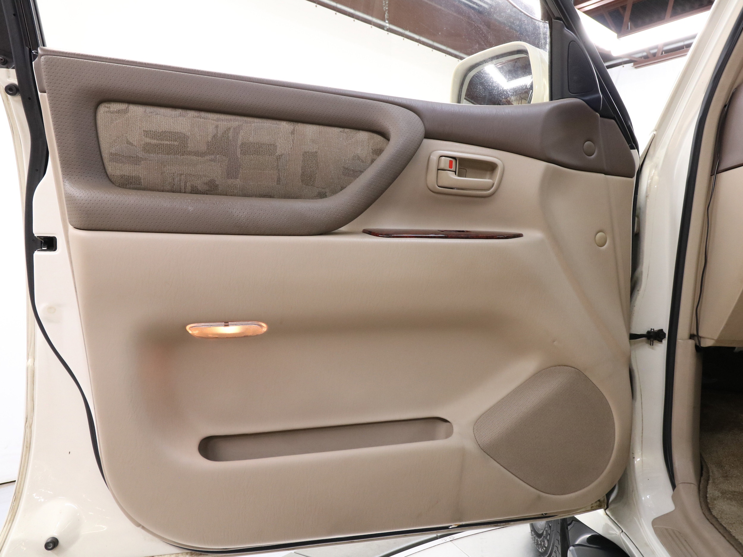 1998 Toyota Land Cruiser 23