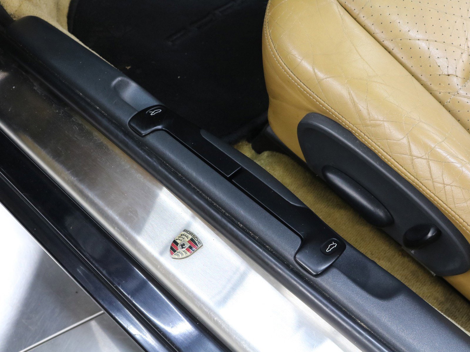 1997 Porsche Boxster 41