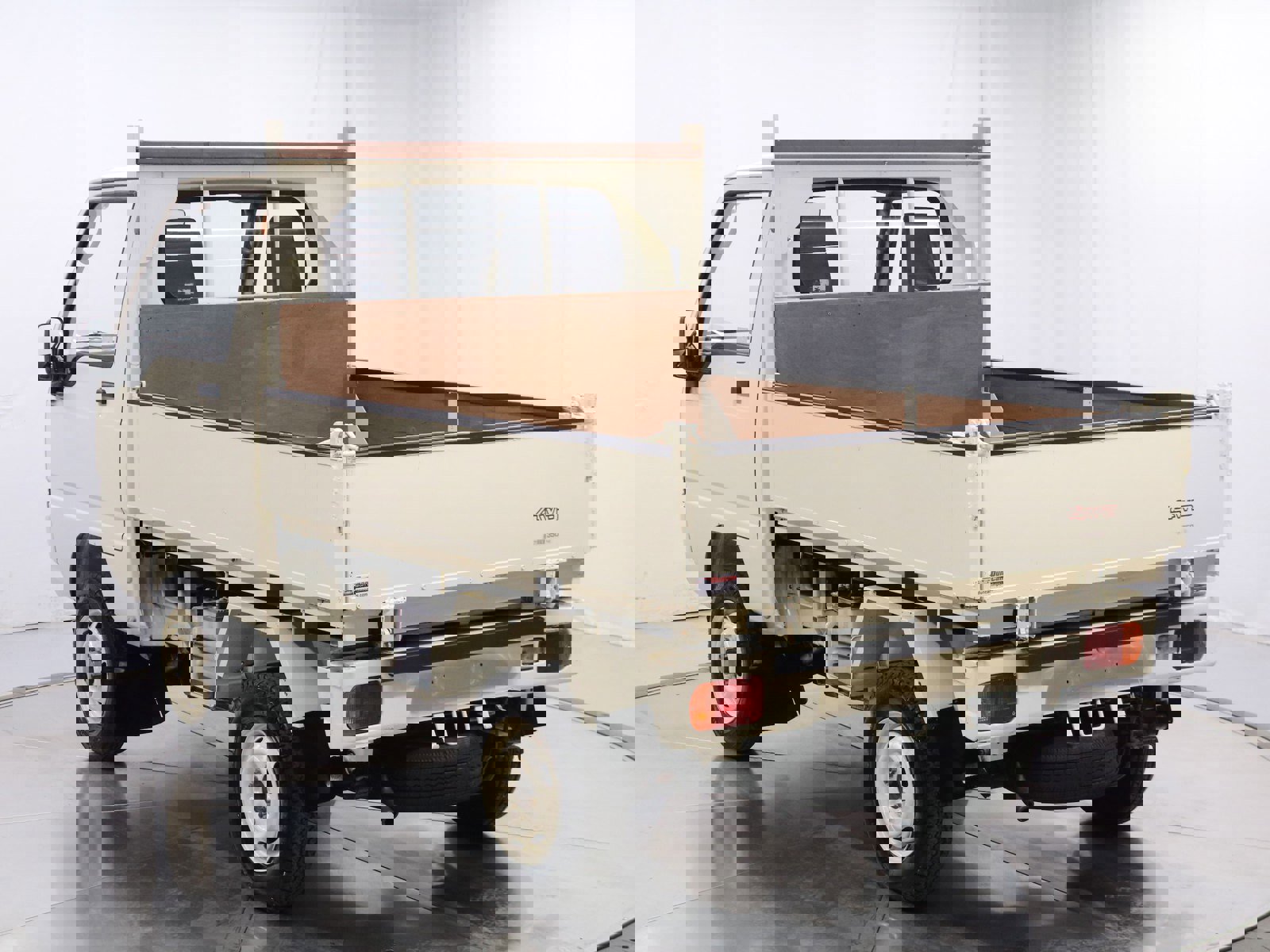 1989 Mitsubishi Minicab 4