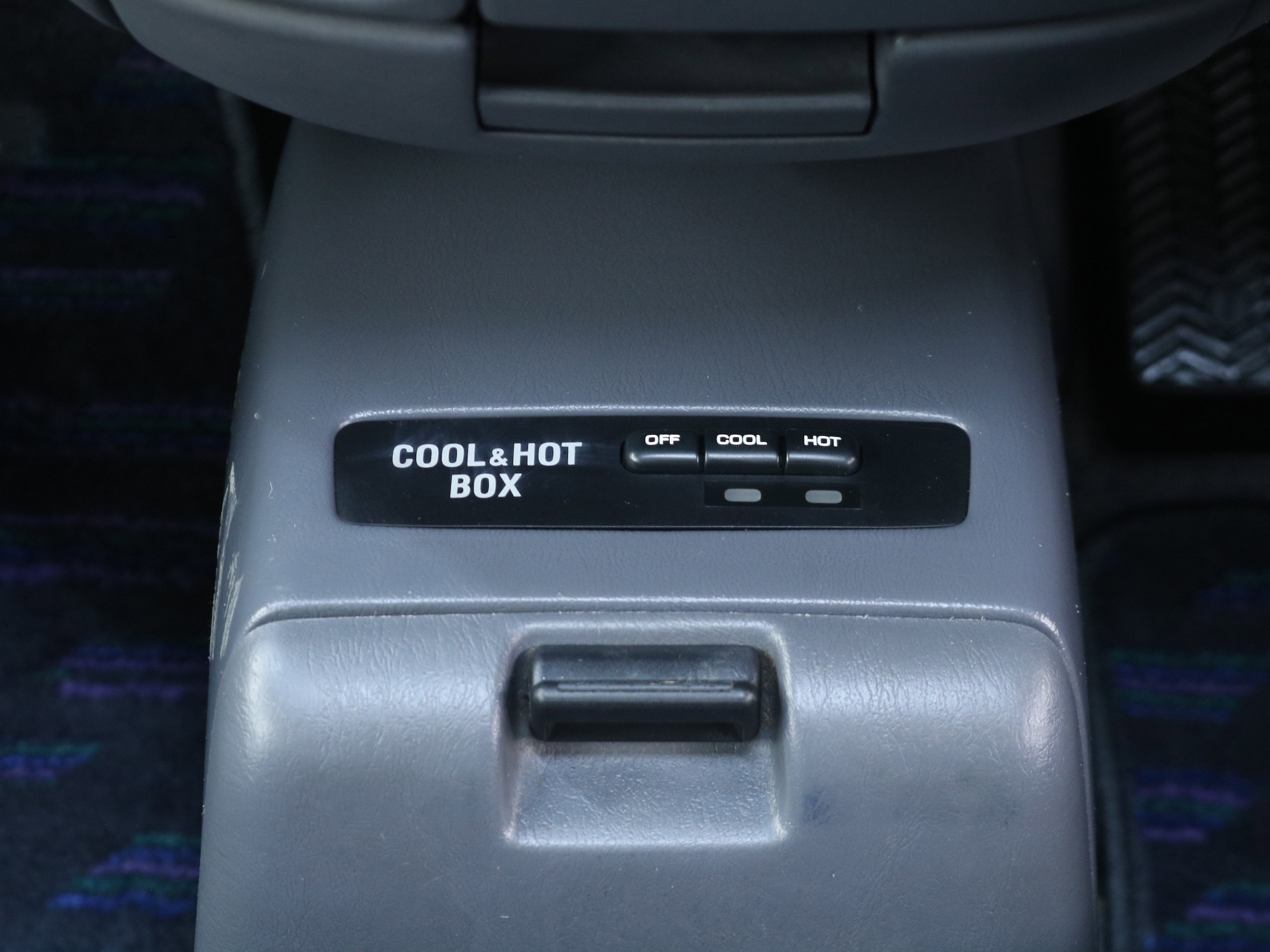 1998 Toyota Estima G 56